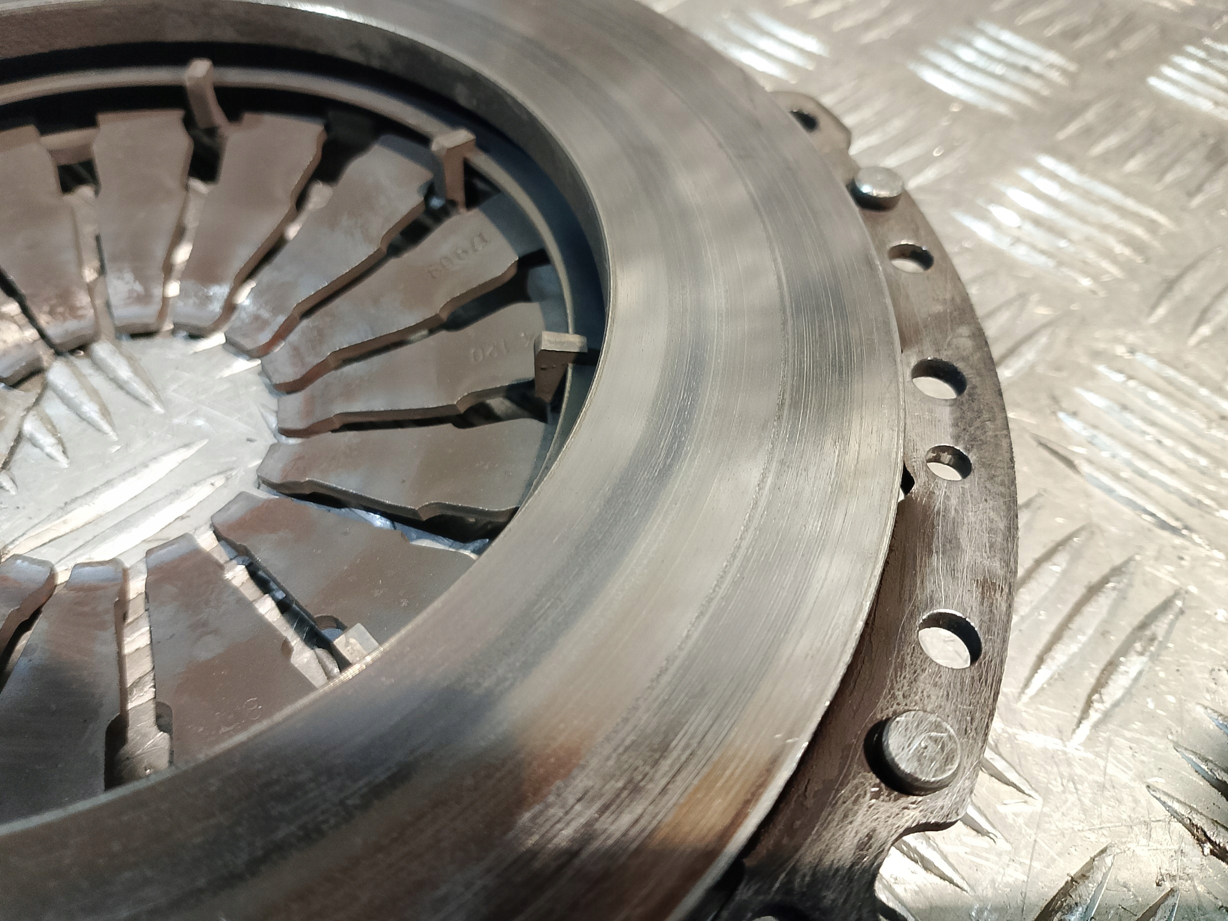 Embrayage Disque + de pression OPEL CORSA D 1.3 CDTI 75 KM
