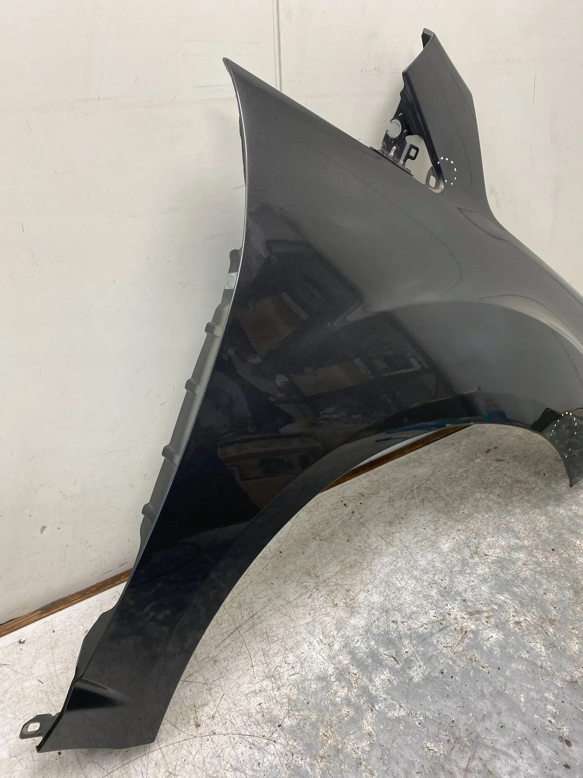 FORD C-MAX MK2 Kotflügel rechts vorne grau