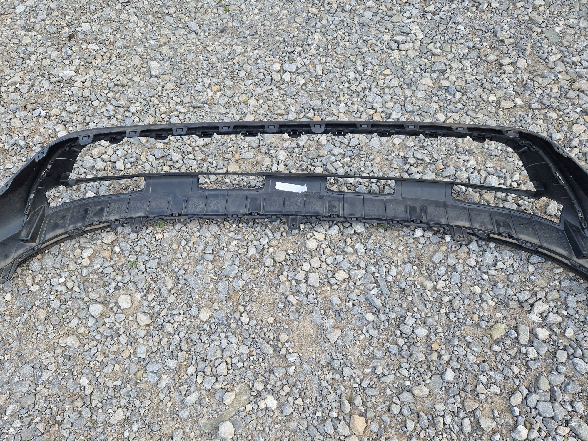 SPOILER DER STOSSSTANGE VORNE HYUNDAI BAYON 2021R->