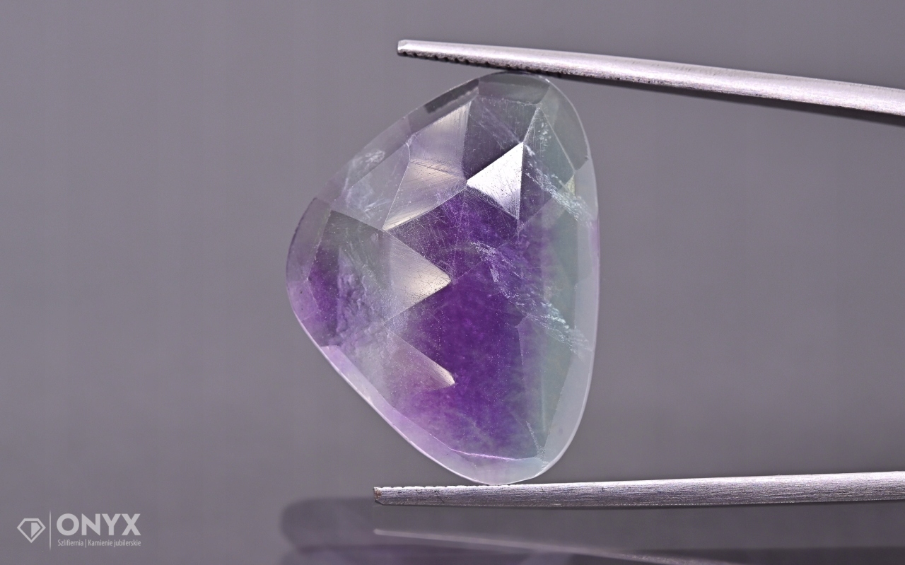 Fluorit fazetovaná nepravidelná růžice 24x18 mm