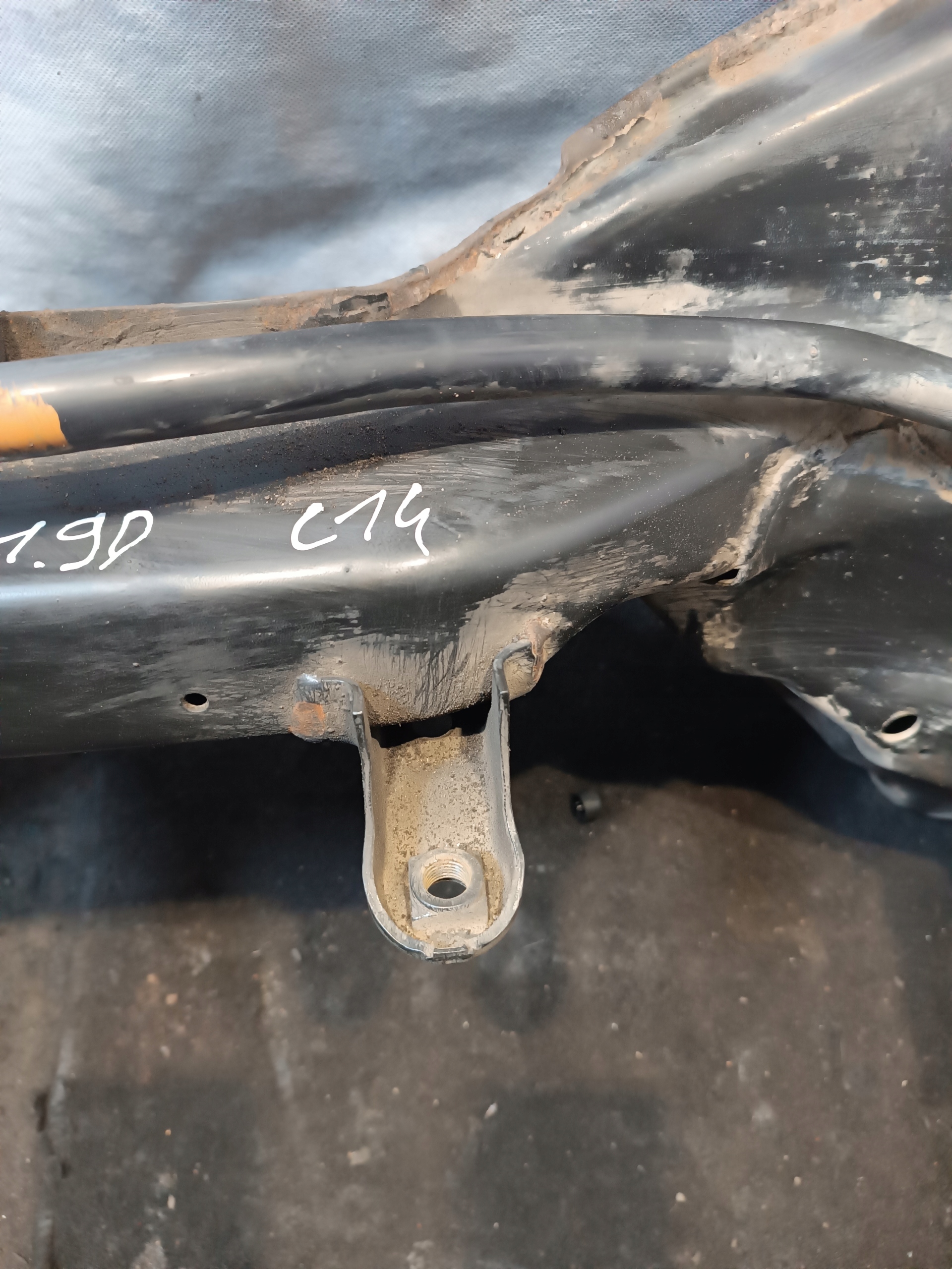 axle beam subframe axle beam VOLVO V40 FL