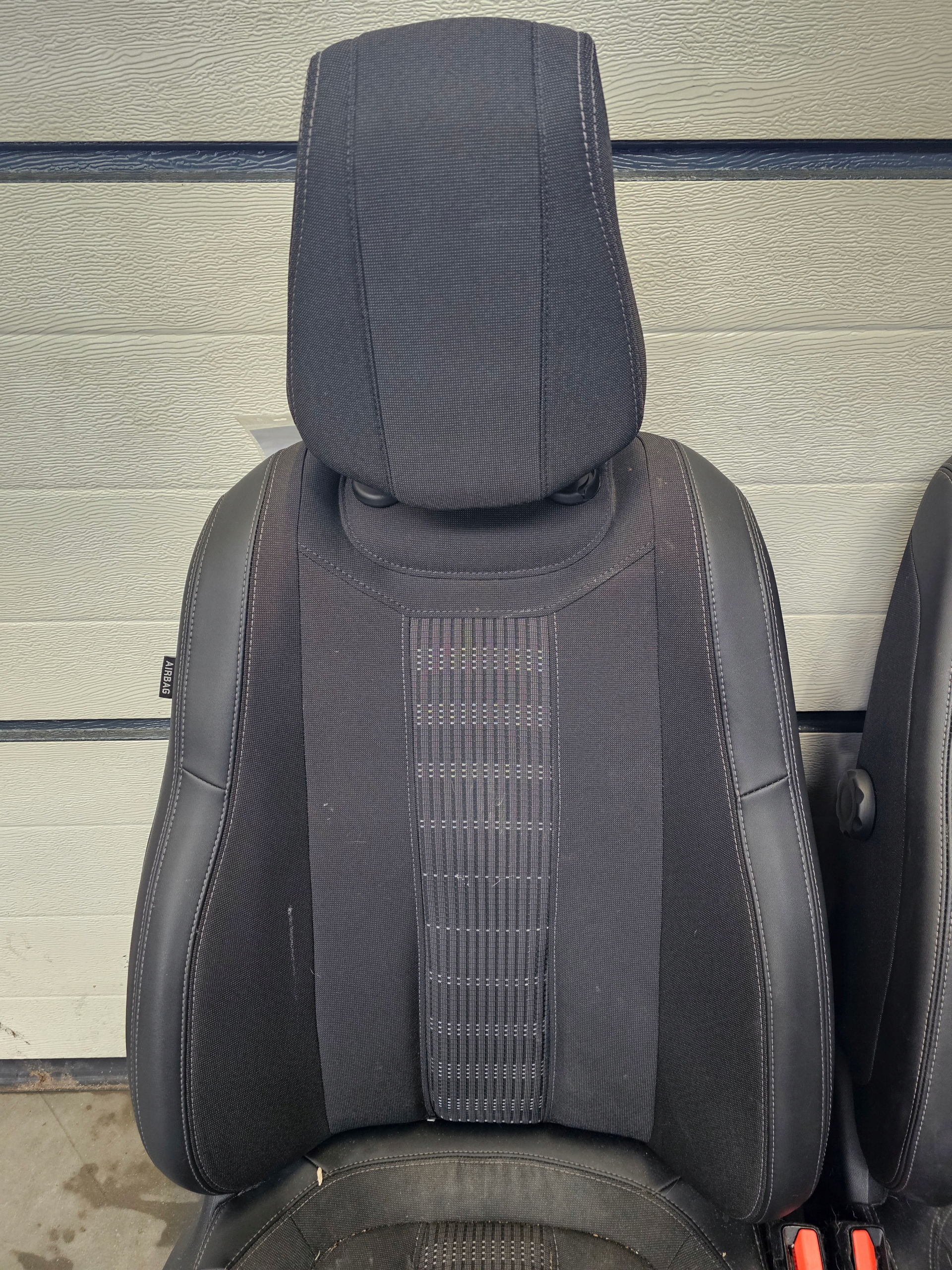 PEUGEOT 308 II T9 seats front left and right EUROPA