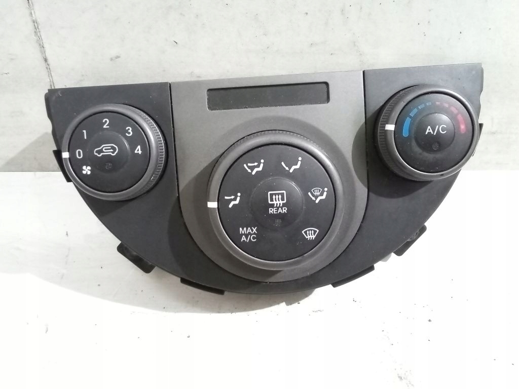 Kia Soul and control panel air conditioning devices 97250-2KXXX