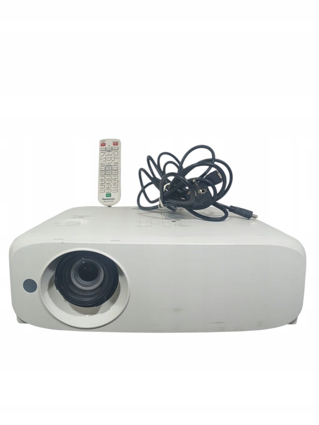 Panasonic PT-VZ570 WUXGA 1920×1080 HDMI 4800 ANSI