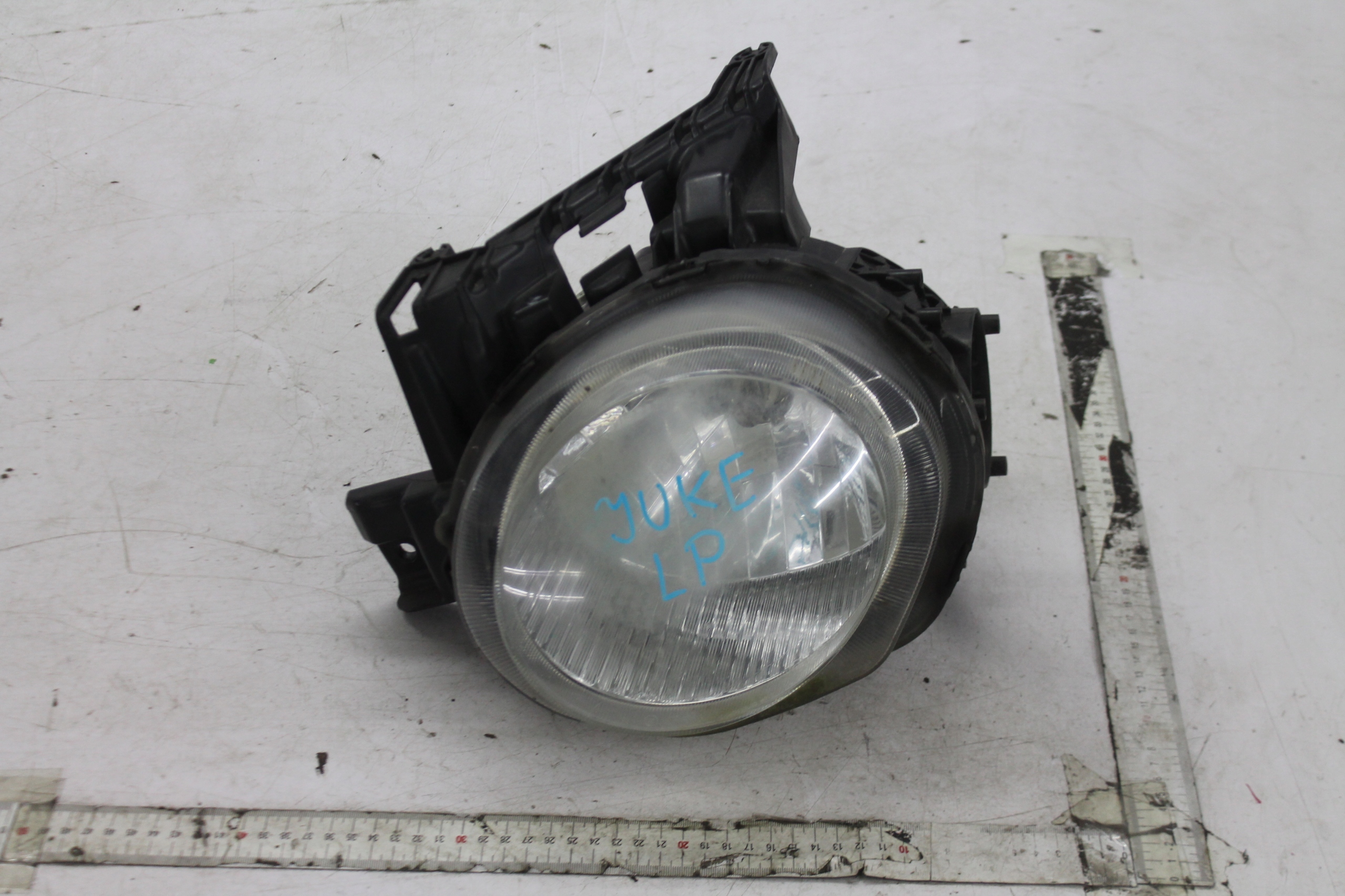 10000651 - Галогенная лампа левая передняя JUKE F15 10-18