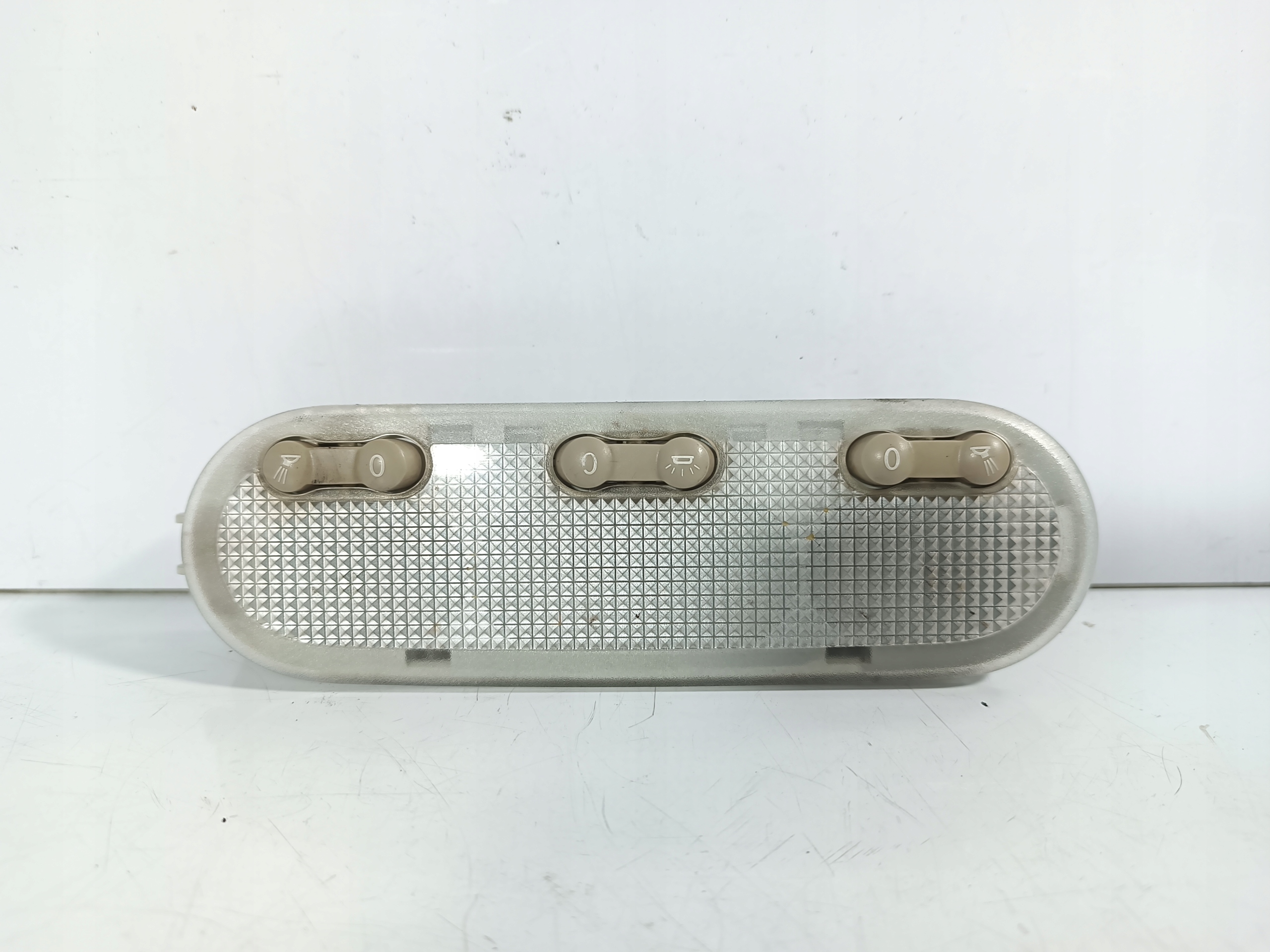 Scenic 2 II 03-09 OSWIETLENIE light inner cabs 8200073234