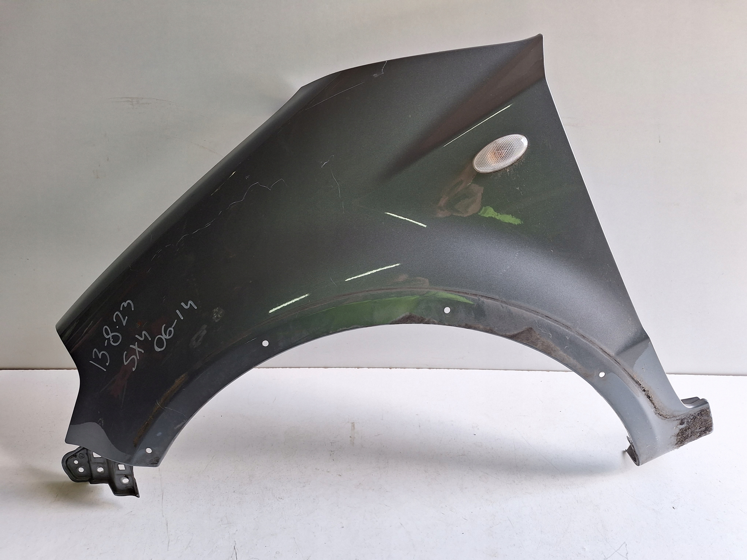 SUZUKI SX4 06-14 fender left