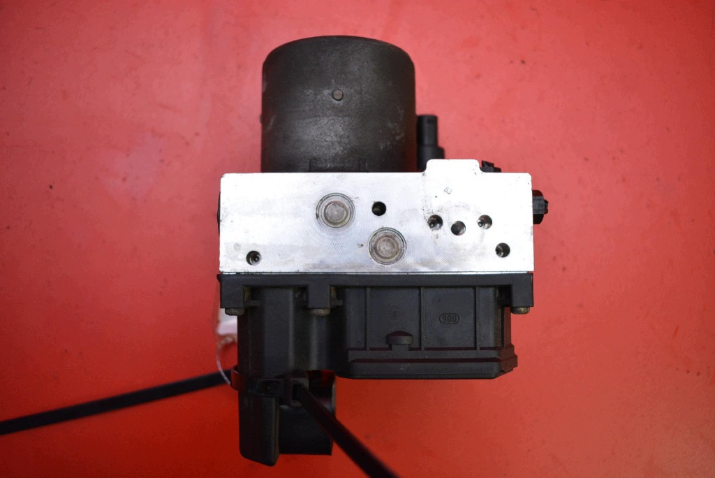 Pompa ABS 8E0614517 0265225048 AUDI A4 B6 2.0 20V 130 KM 00-05