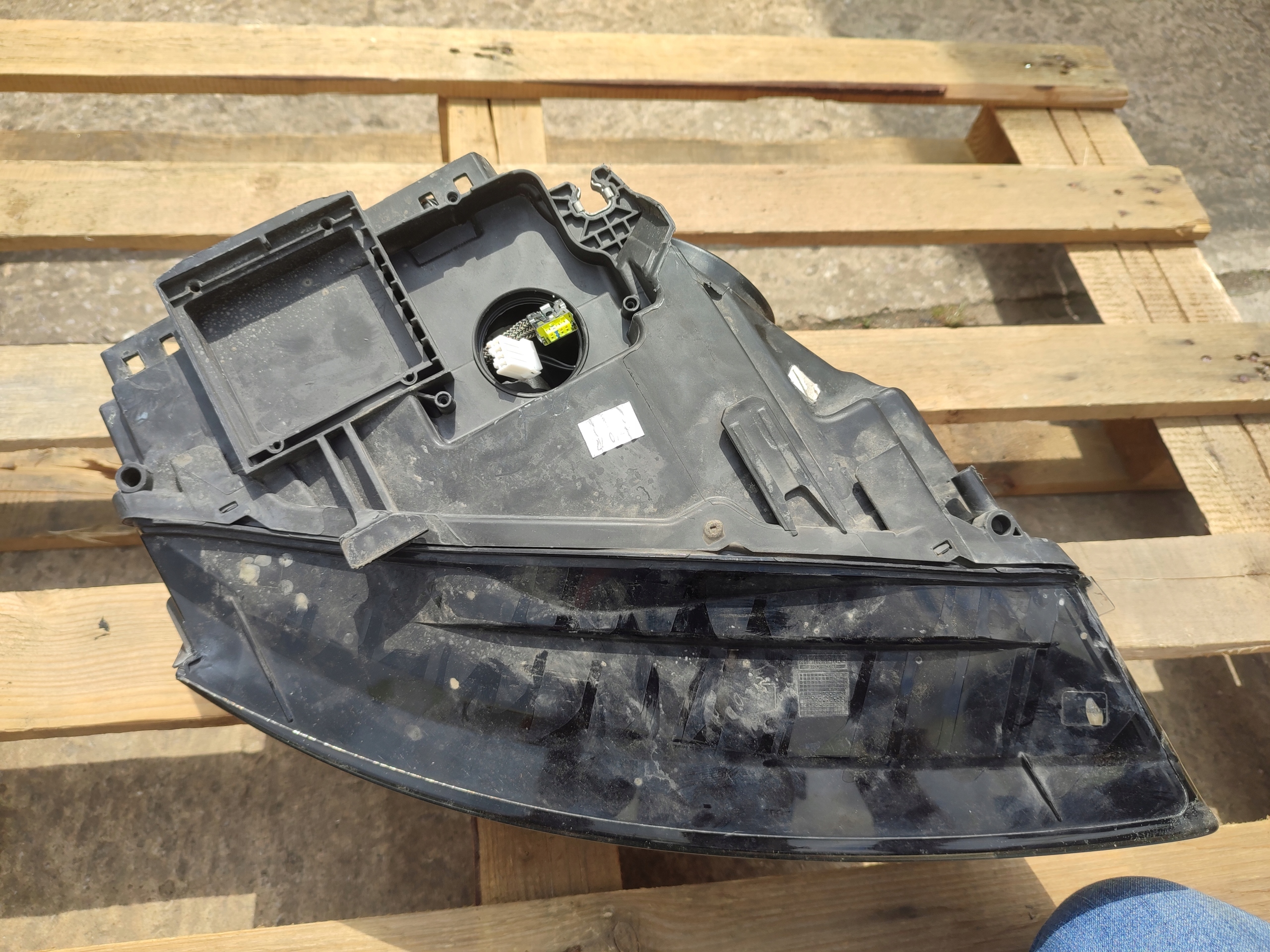 REFLEKTOR left light front BIXENON LED AUDI A5 8T EUROPA 8T0941003AK