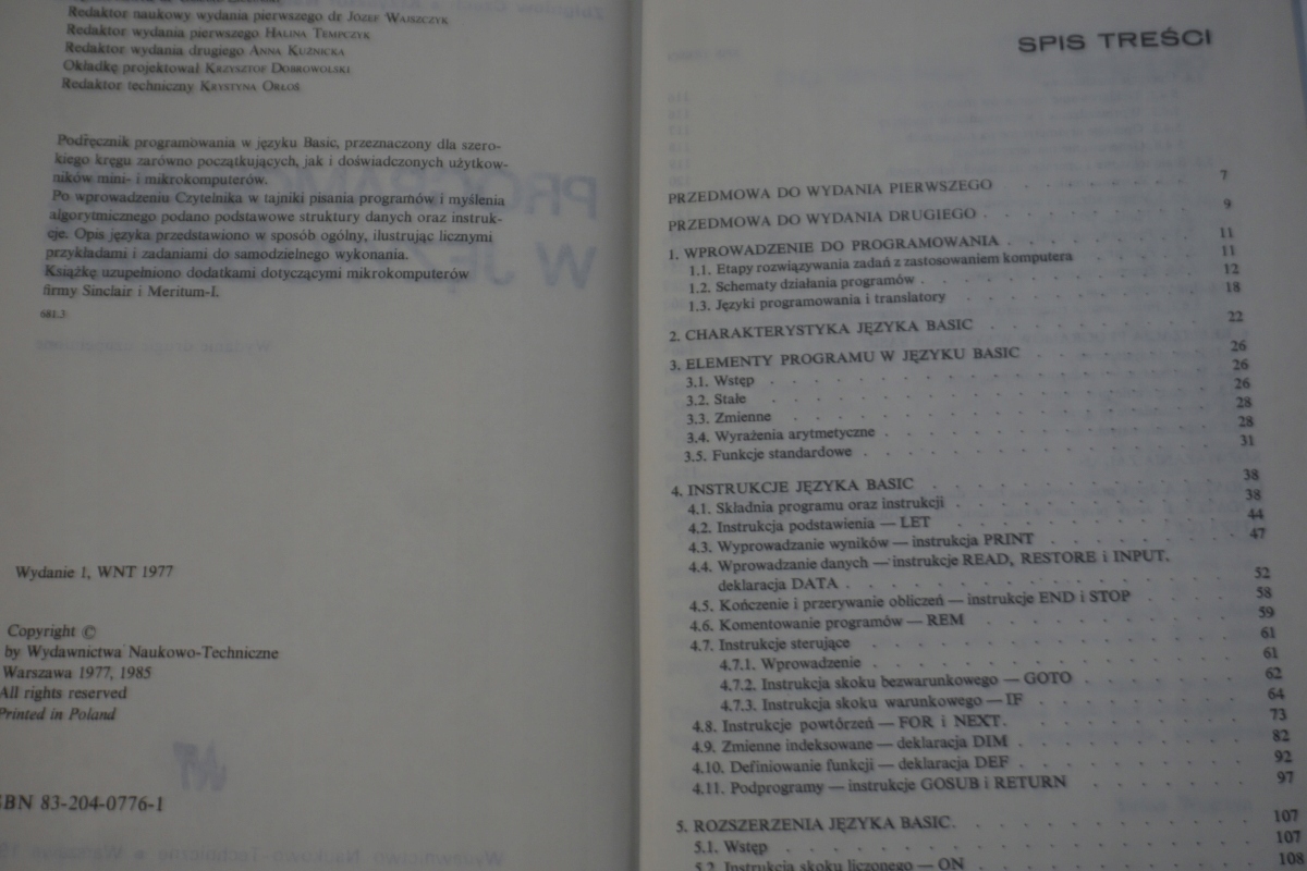 Programowanie w języku BASIC ZBIGNIEW CZECH, KRZYSZTOF NAŁĘCKI, WOŁEK, Przedmiot Informatyka, Technika