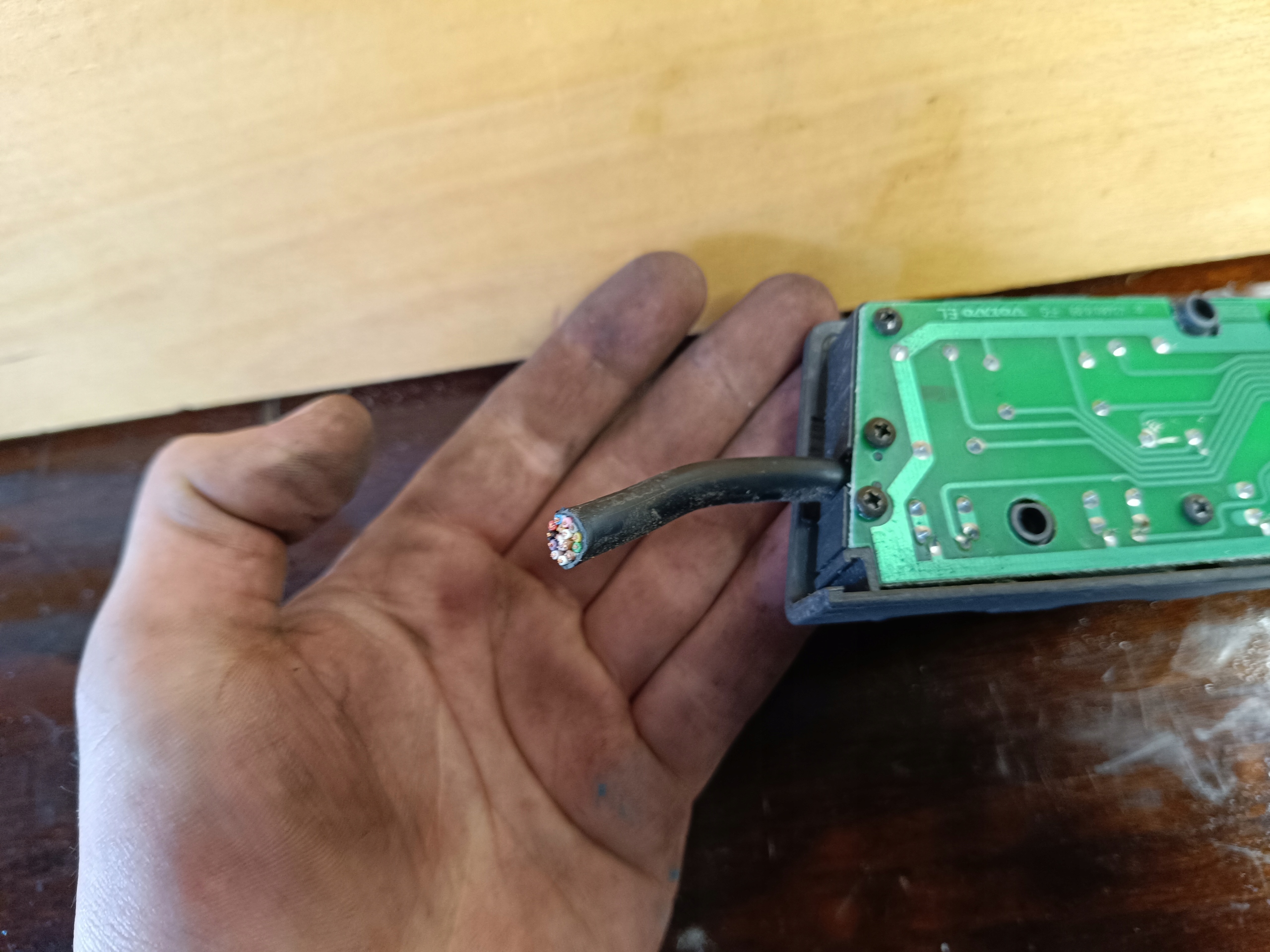 PANEL PAMIECI SITZ VOLVO S70 42480009