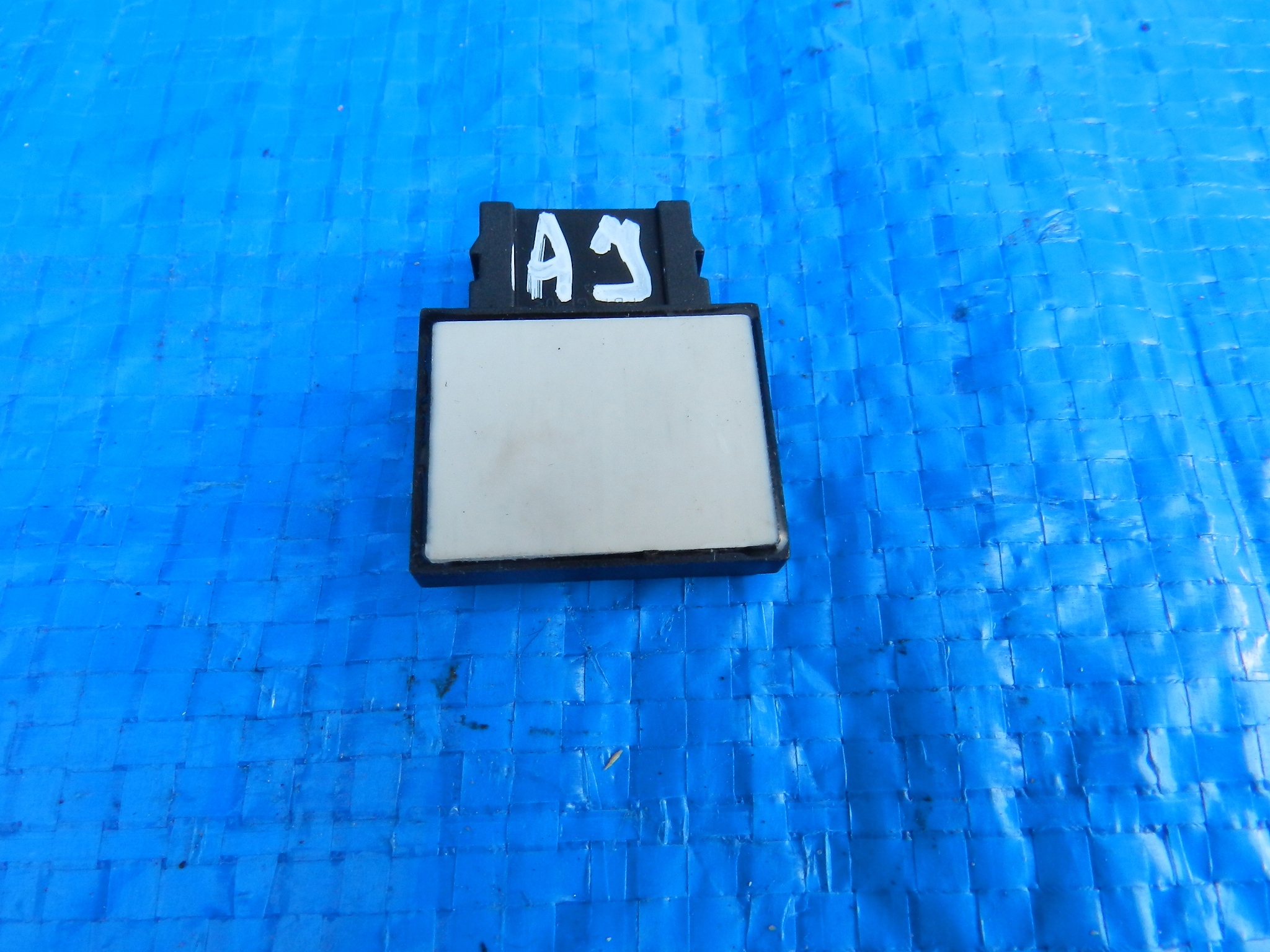 OPEL-CZĘŚCI Astra J Czujnik temperatury 13231068