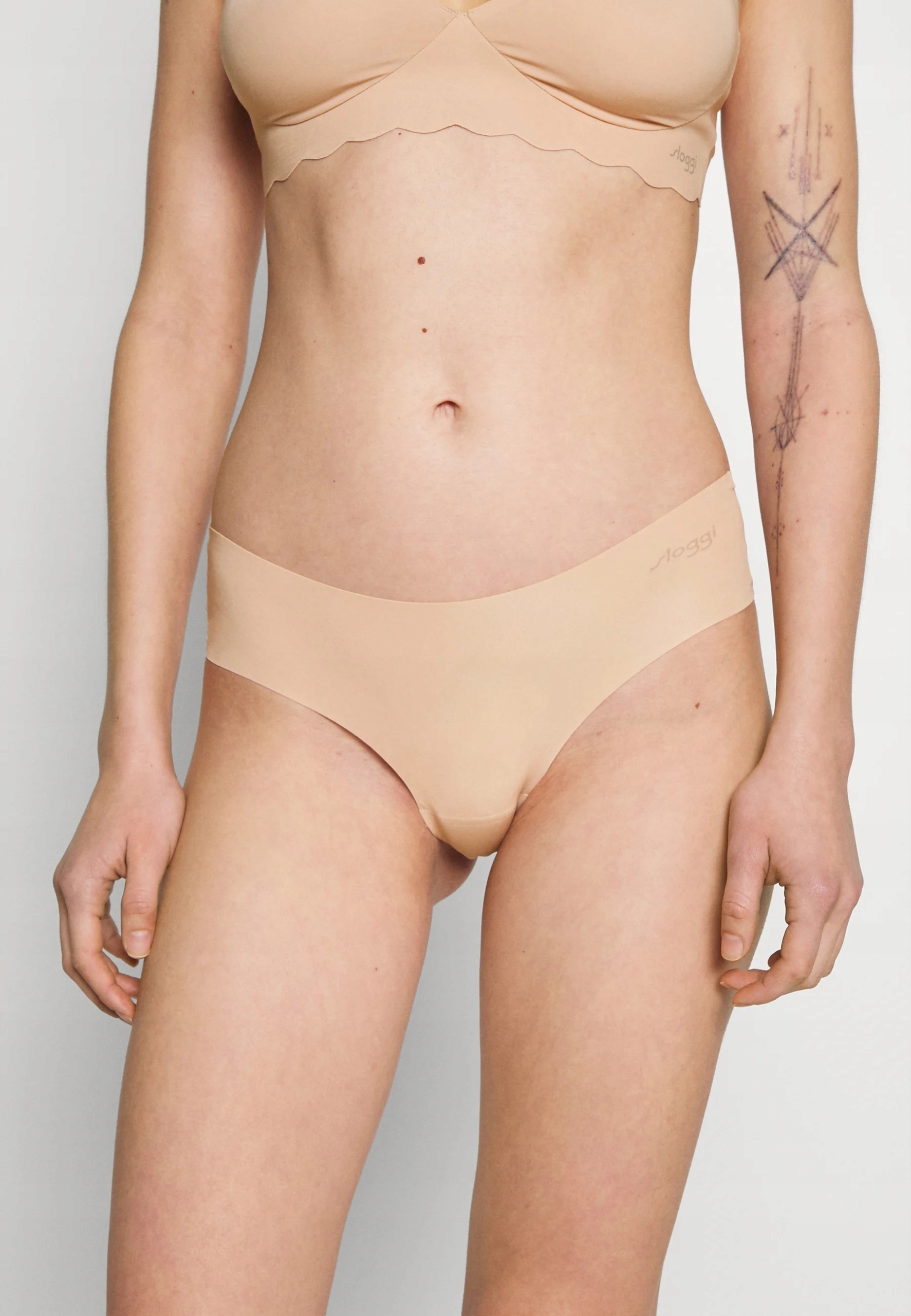 Sloggi ZERO Microfibre 2.0 Hipster C2P r. M/38 T9 Rozmiar M