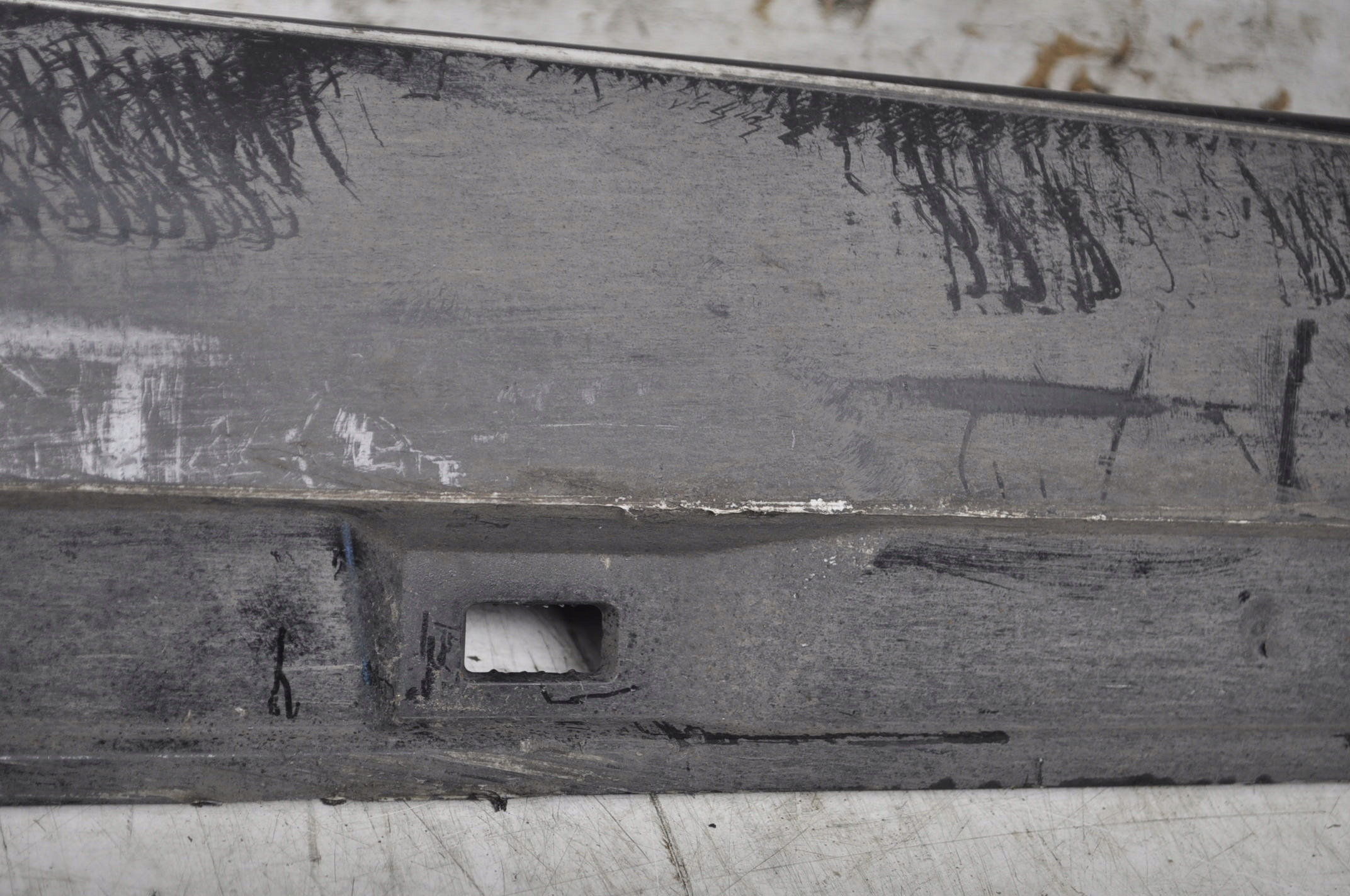 FORD FOCUS MK4 NAKŁADKA PROGOWA LEWA Producent części Ford OE