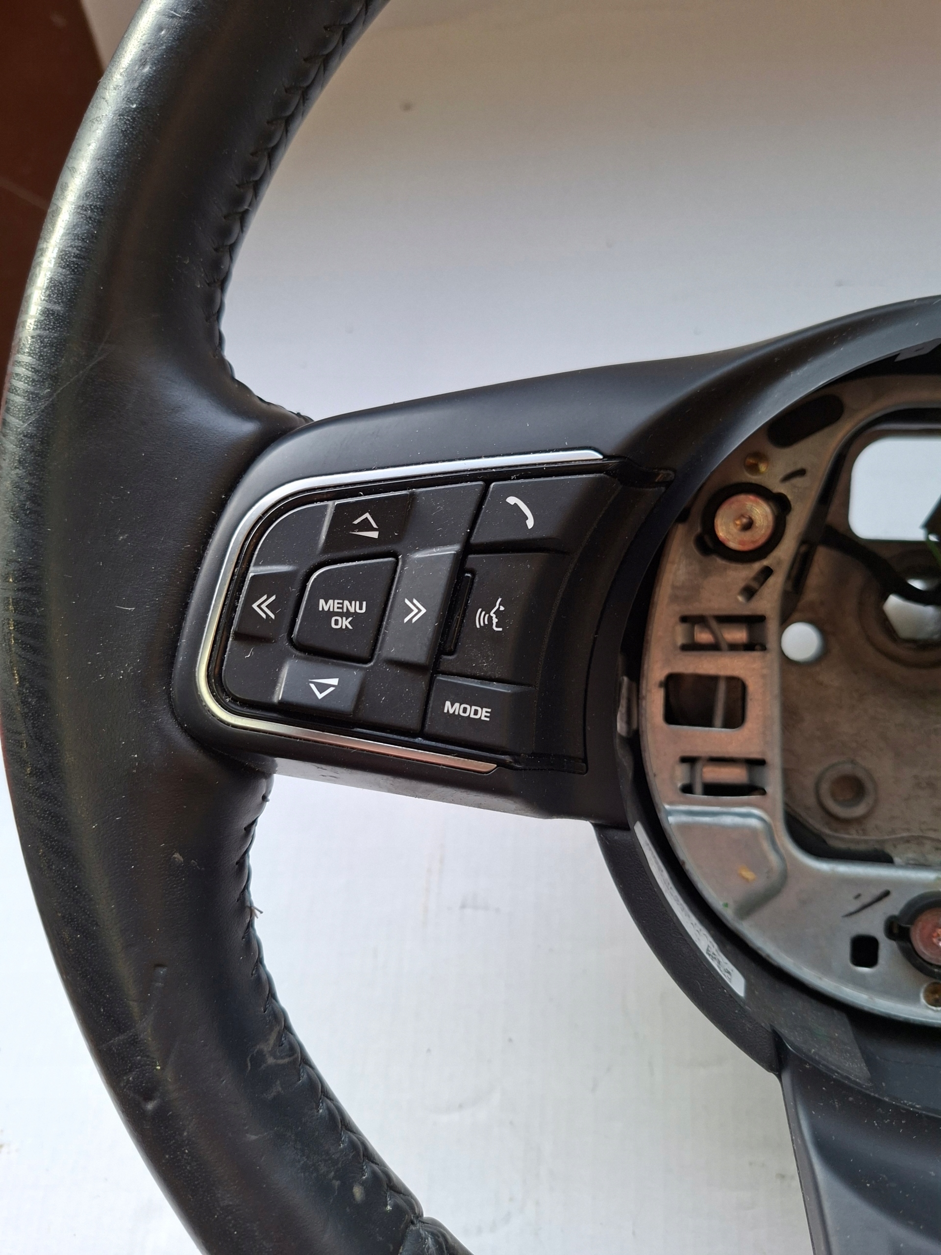 lenkrad MULTIFUNKCYJNA JAGUAR R SPORT E-PACE X540 J9C33F563BA8PVJ