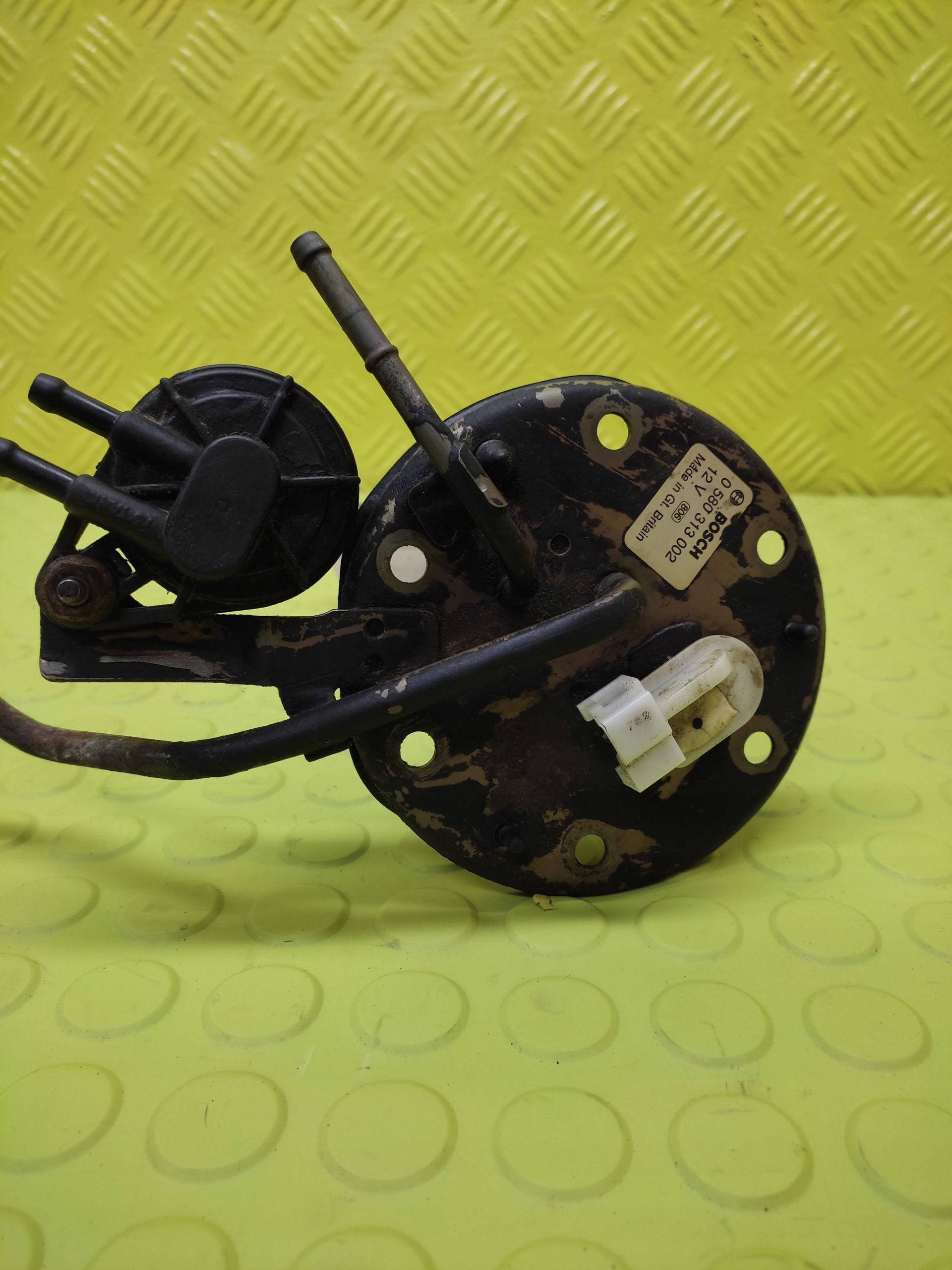 HONDA CRV II 2.0 Essence Pompe Carburant 0580313002