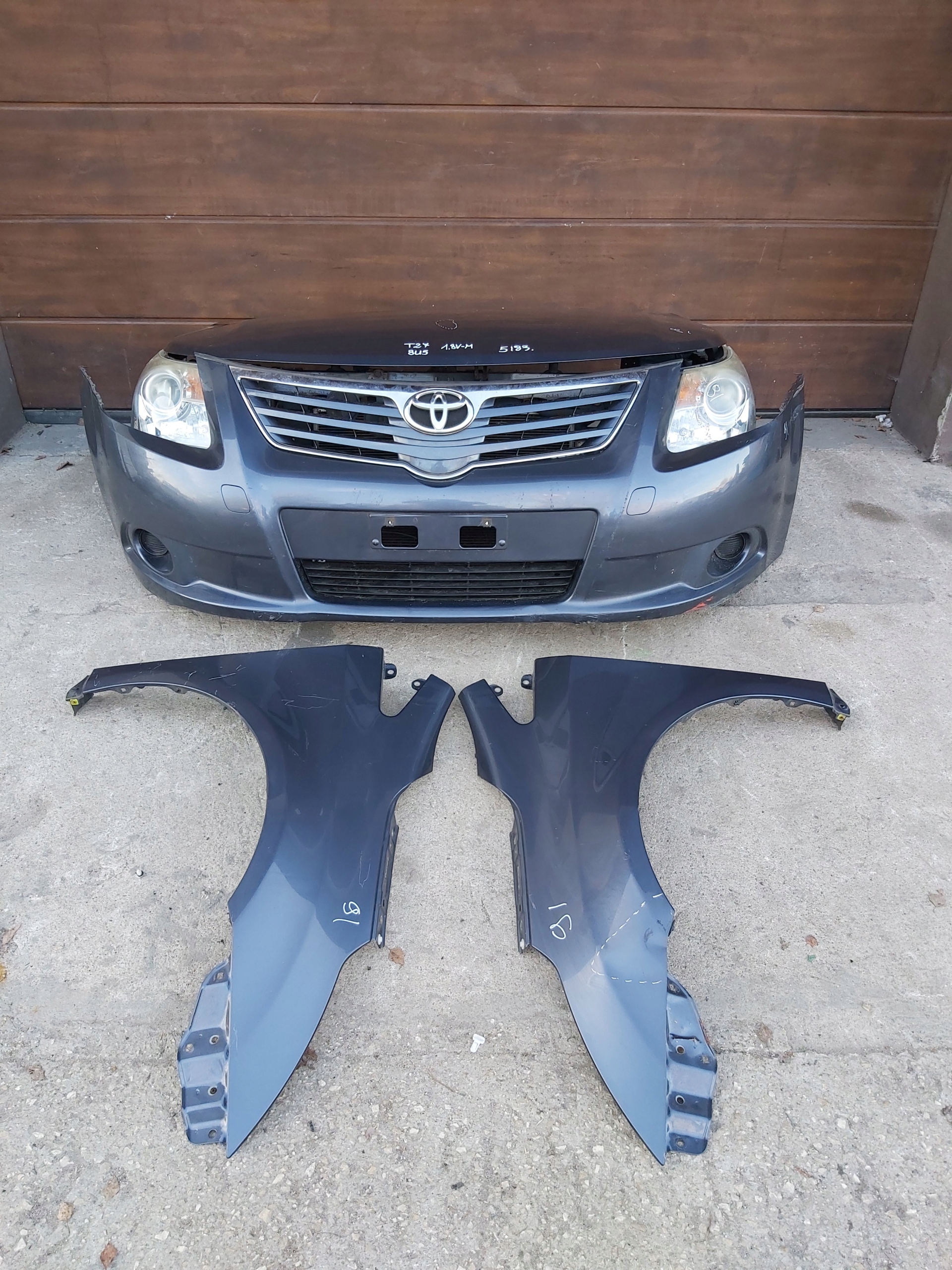 AVENSIS T27 kompletny przód zderzak maska pas