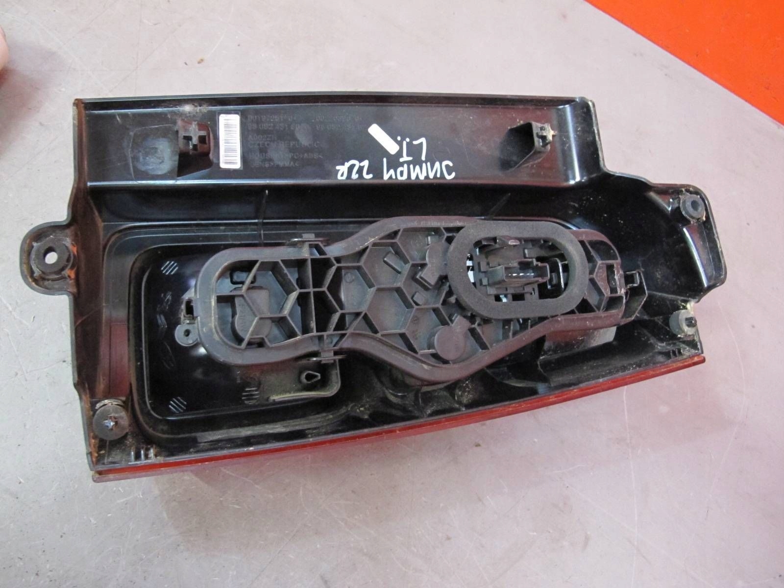 JUMPY SCUDO EXPERT III PROACE II VIVARO C ZAFIRA LIFE light rear part left 2016
