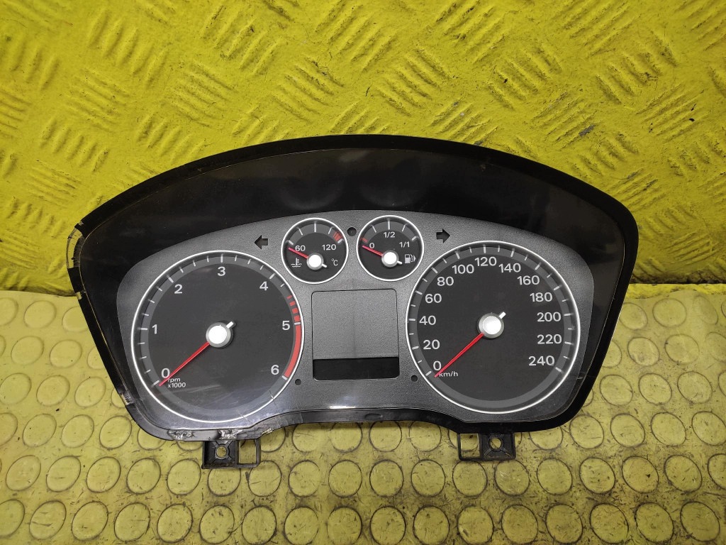 FORD FOCUS MK2 dials 7M5T10849GB