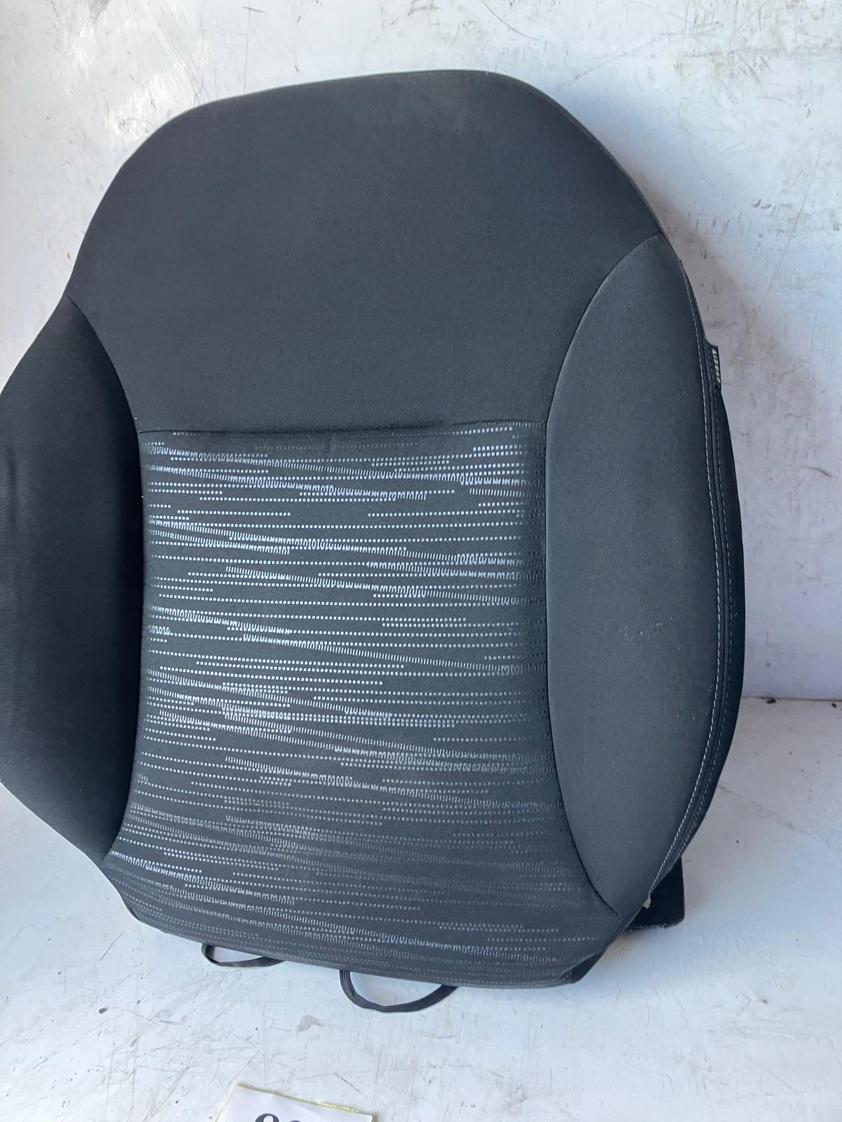 OPARCIE seat driver´s left front PEUGEOT 208 and LIFT