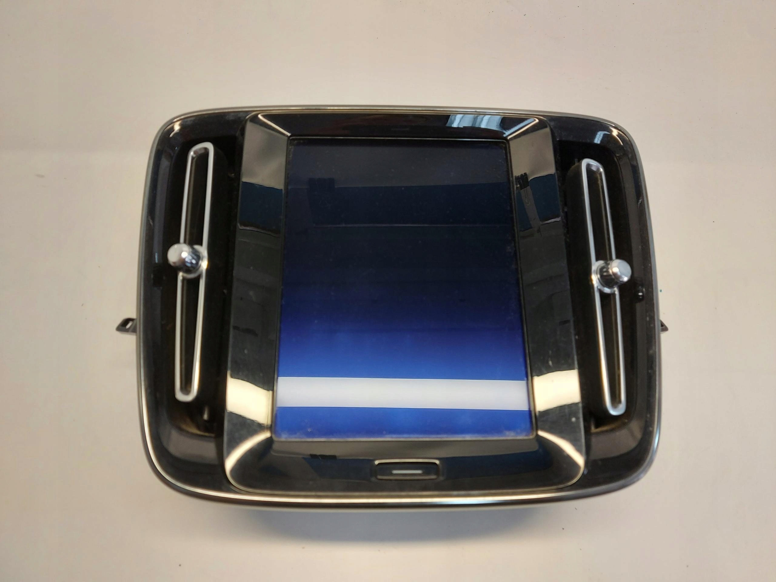 VOLVO XC40 D3 Ekran display grid air conditioning devices 32247465