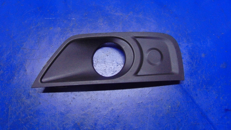 grid of a bumper right front RENAULT MASTER IV 19-25R