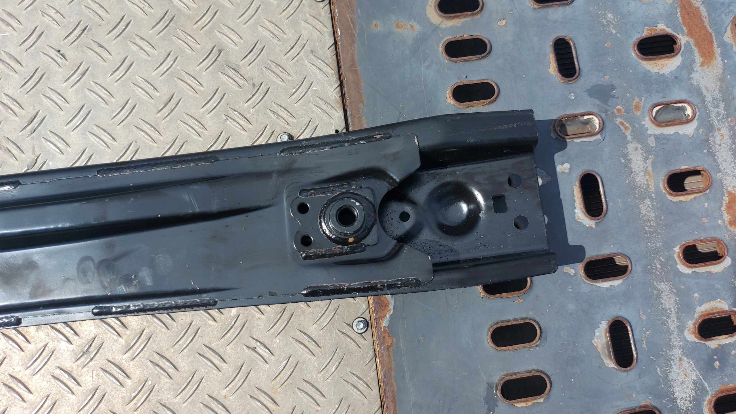 bumper support rear part rear TOYOTA COROLLA E21 KOMBI