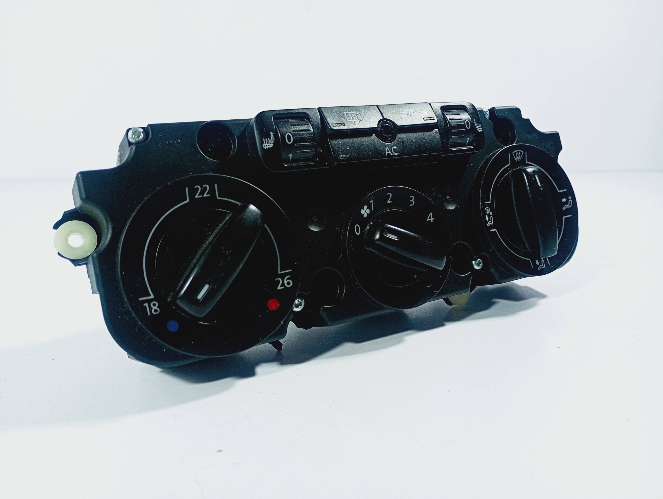 schalter schalter klimabedienteil OE 1K0820047HC VW Passat B6 05-10