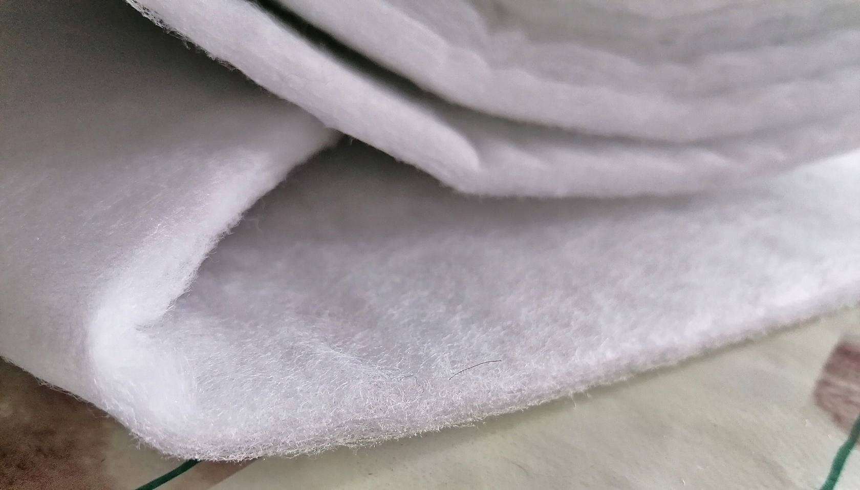 Włóknina filtracyjna G4/EU2 310g/m2 1 szt. = 1m2 Marka inna