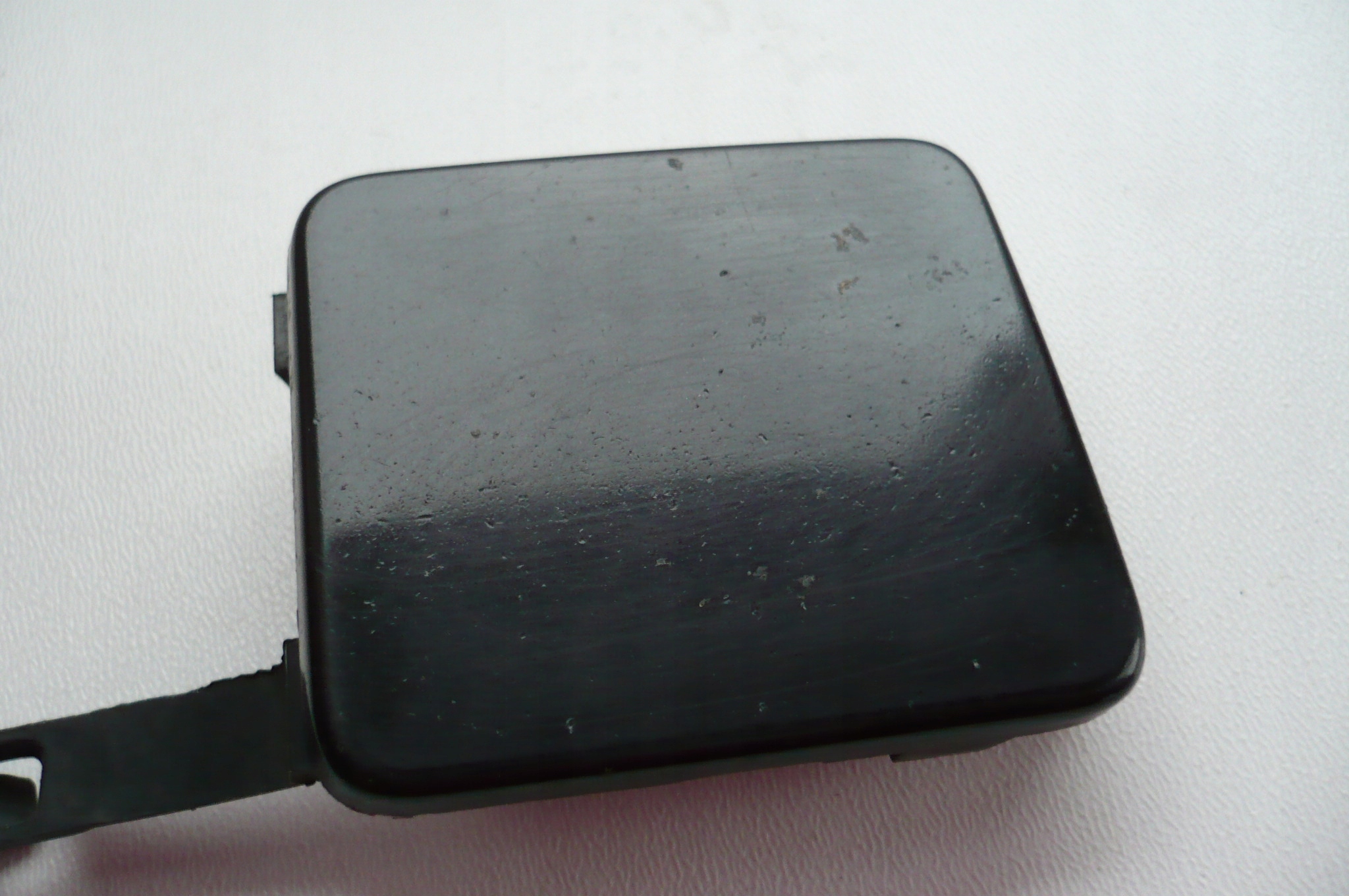 RENAULT FLUENCE 2012-16 PO LIFCIE towing hook cap bumper front