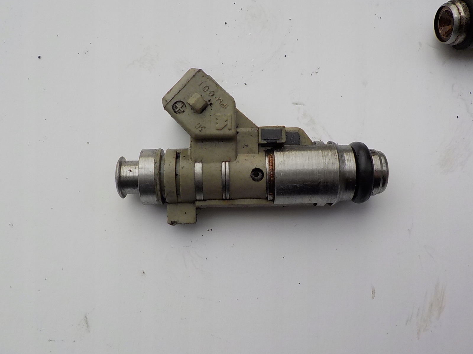 PEUGEOT 206 1.4 8V B ORG injector IMP-001