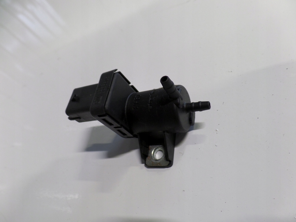 opel INSIGNIA A 2.0 клапан давления