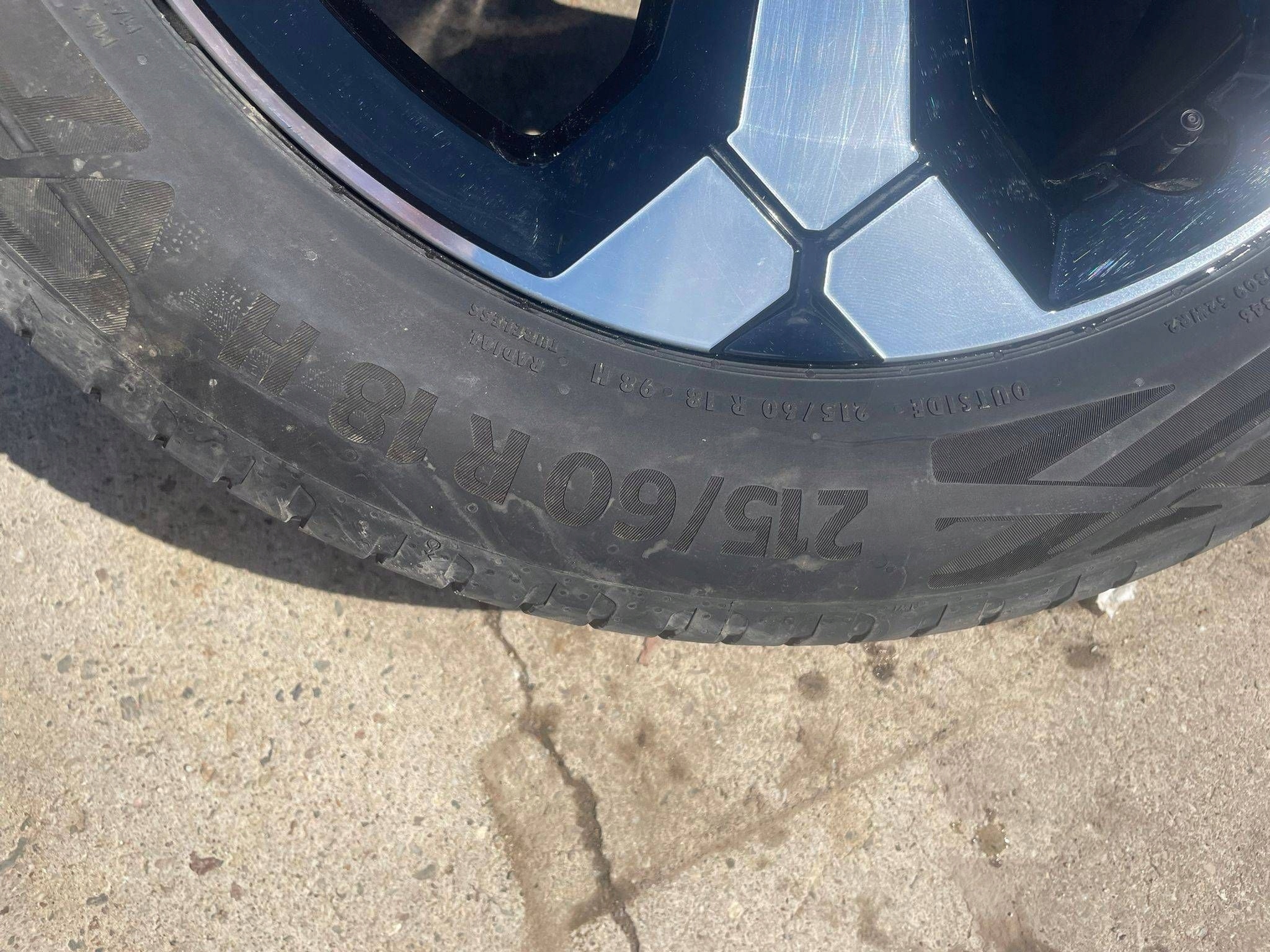 disc 18 wheels discs Bigster 403000722R tyres Continental 215/60 nr II