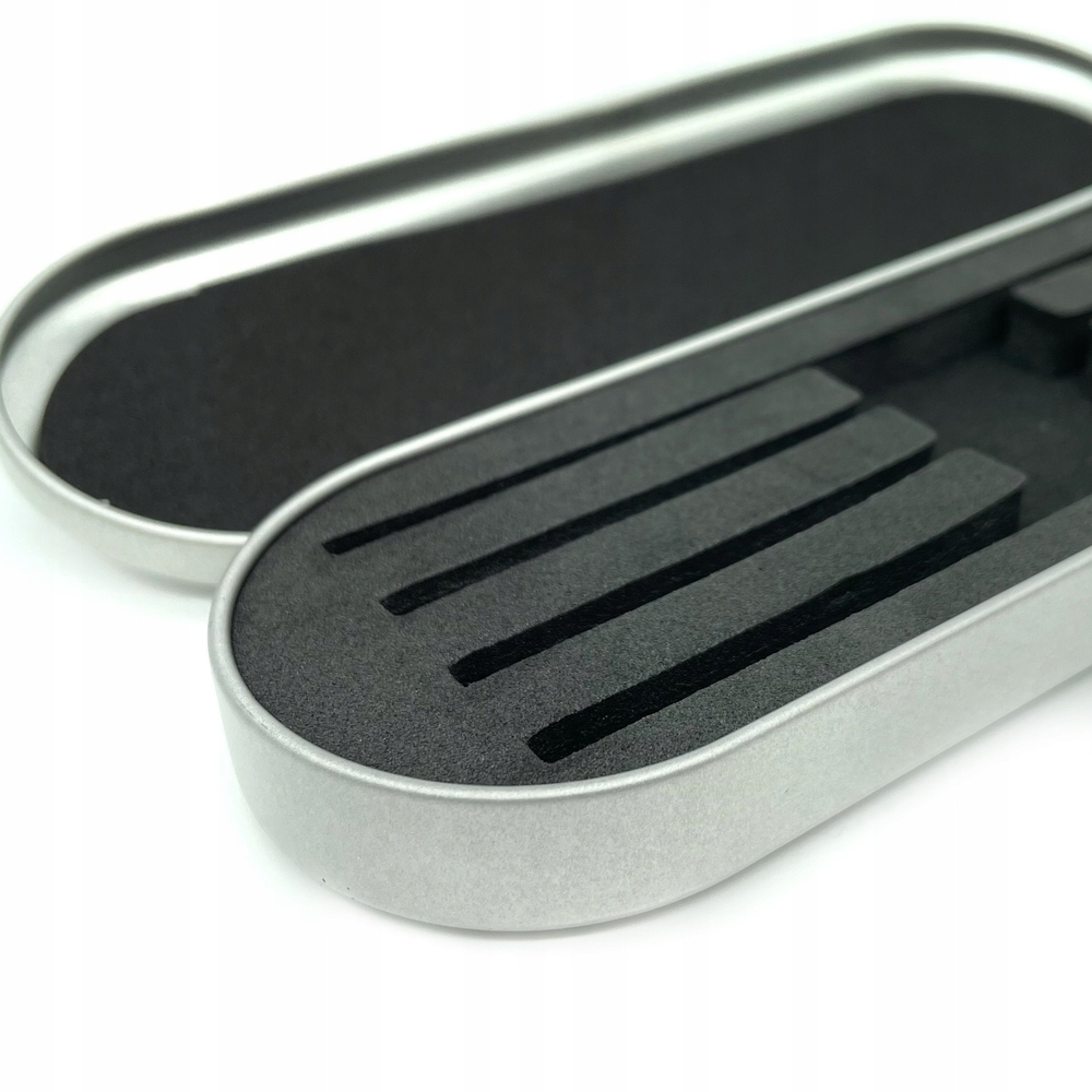 Etui na pęsety ForMe, srebrne Marka ForMe