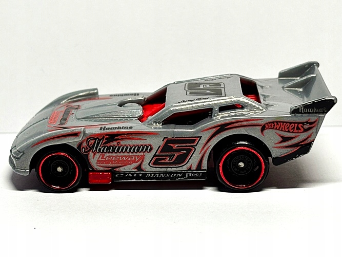 HOT WHEELS-MAXIMUM LEEWAY Z 2012 ROKU (11)