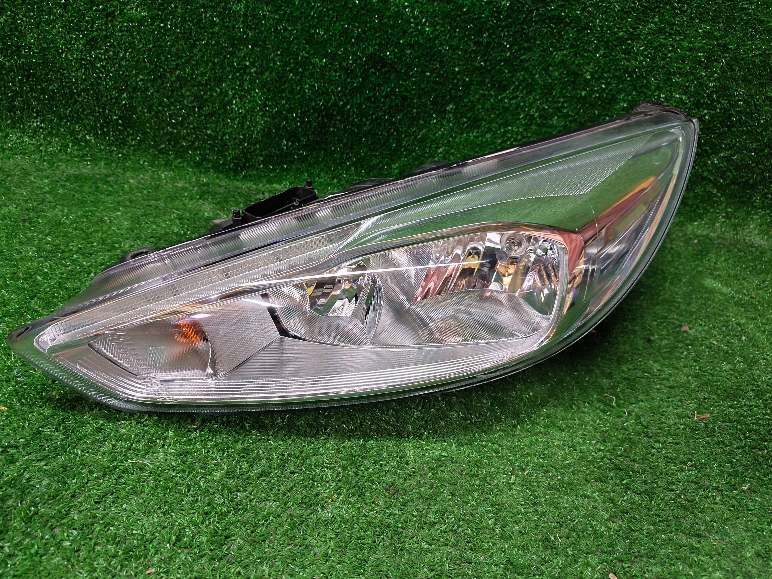 REFLEKTOR left front FORD FOCUS MK3 LIFT LED NR.R1267