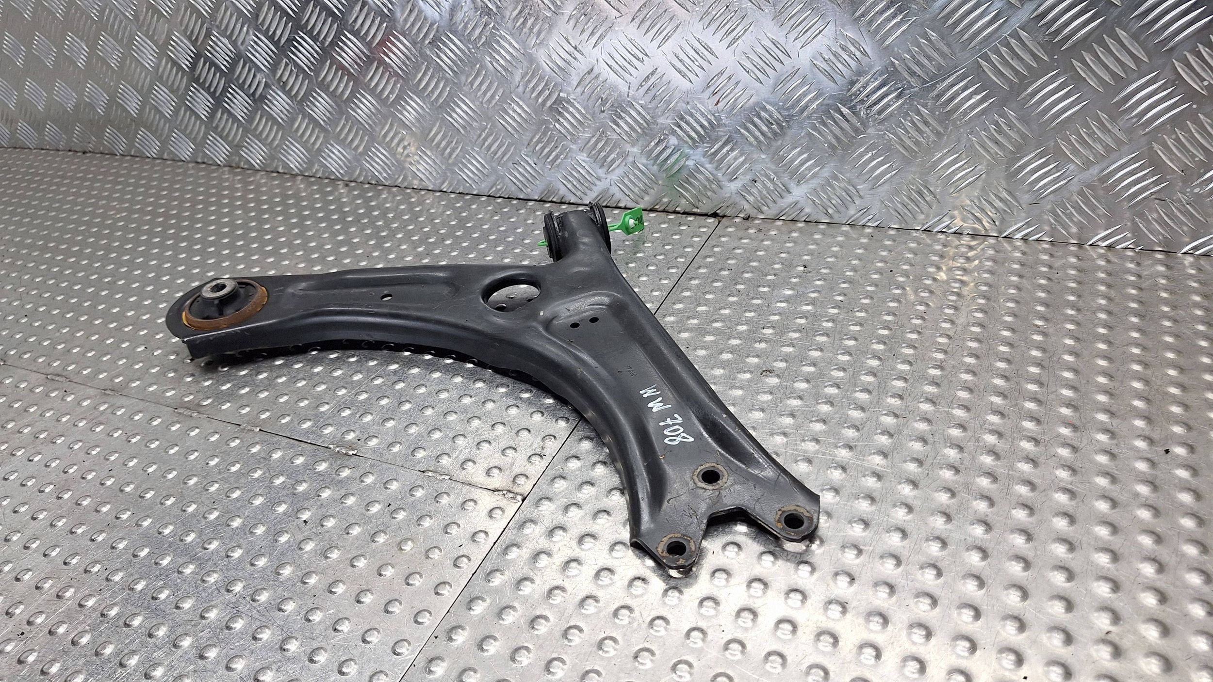 arm right front 1K0407152BC VW GOLF VI CADDY III YETI