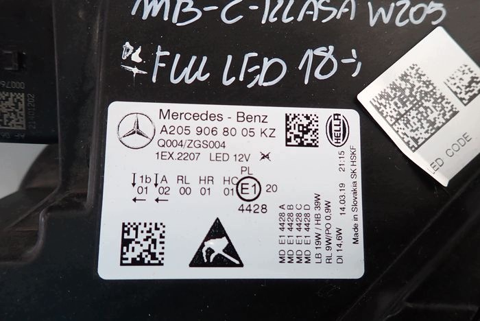 MERCEDES W205 C-KLASA LED PERFORMANCE reflektor right light A2059068005