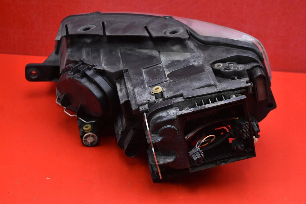 REFLEKTOR right light front BI-XENON EU 3C0941752D VW PASSAT B6 05-10