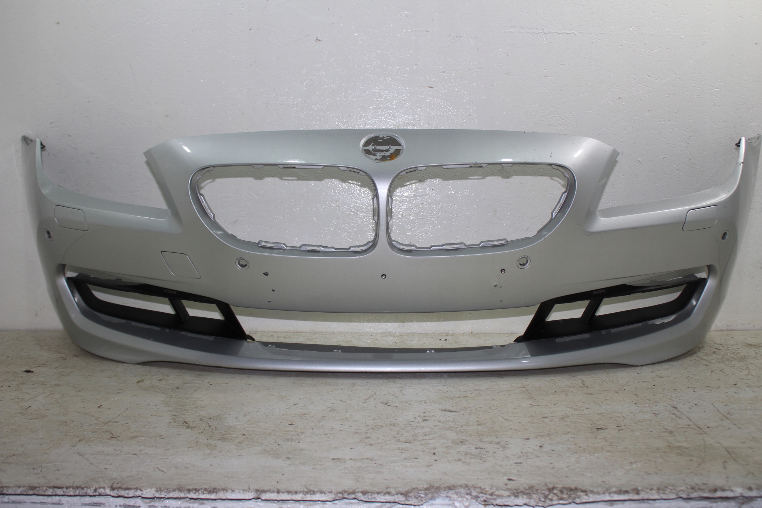 BMW 6 F12 bumper front front