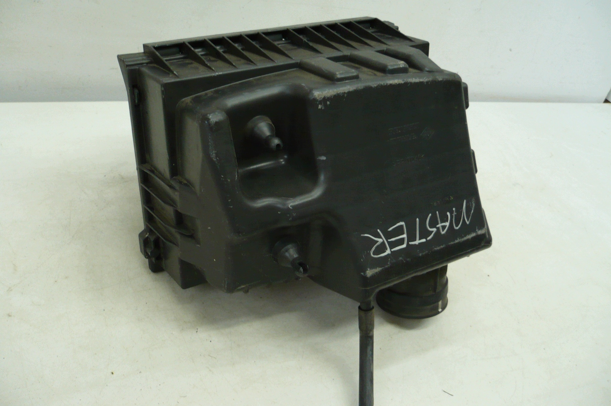 RENAULT MASTER III 3 10- Gehäuse filter luft 2,3 DCI