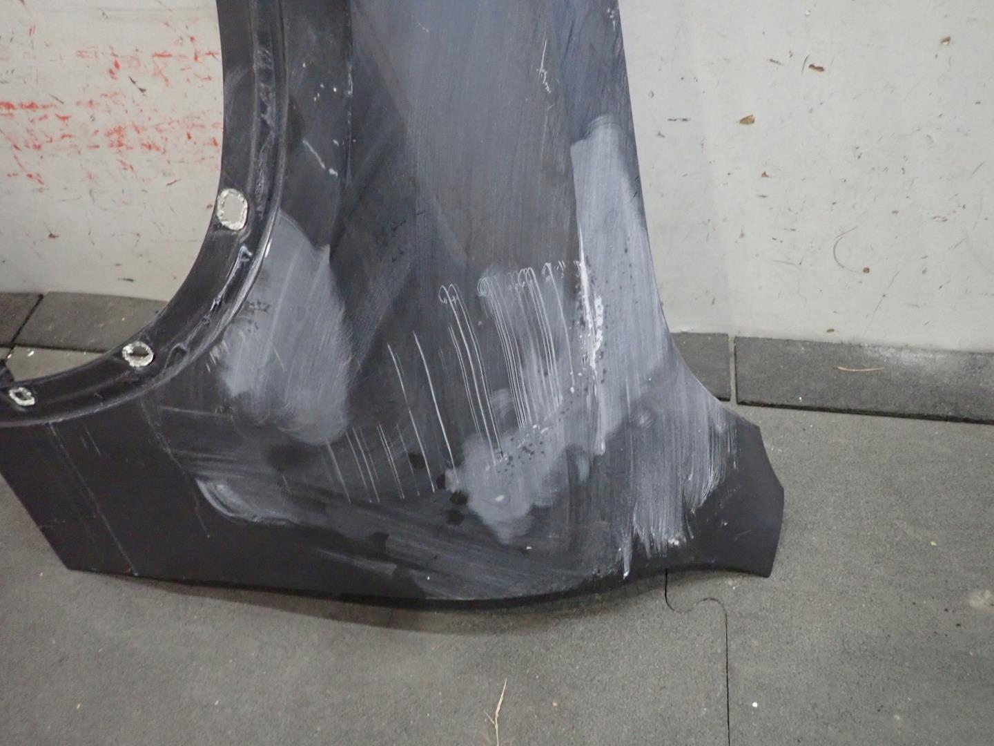fender front front left MERCEDES GLC W253 A253