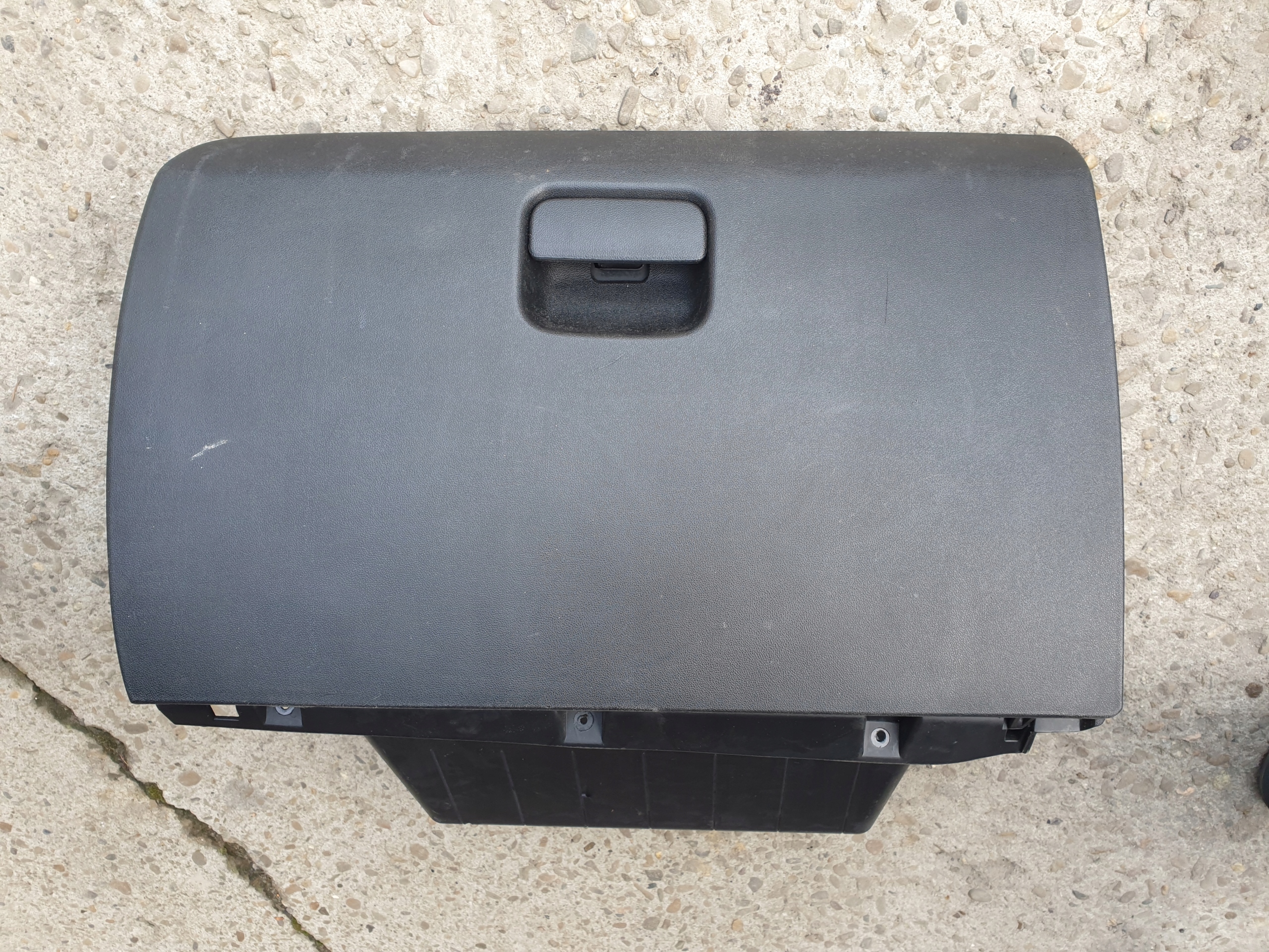 passenger compartment plato KIA VENGA 2009- 84510-1P000