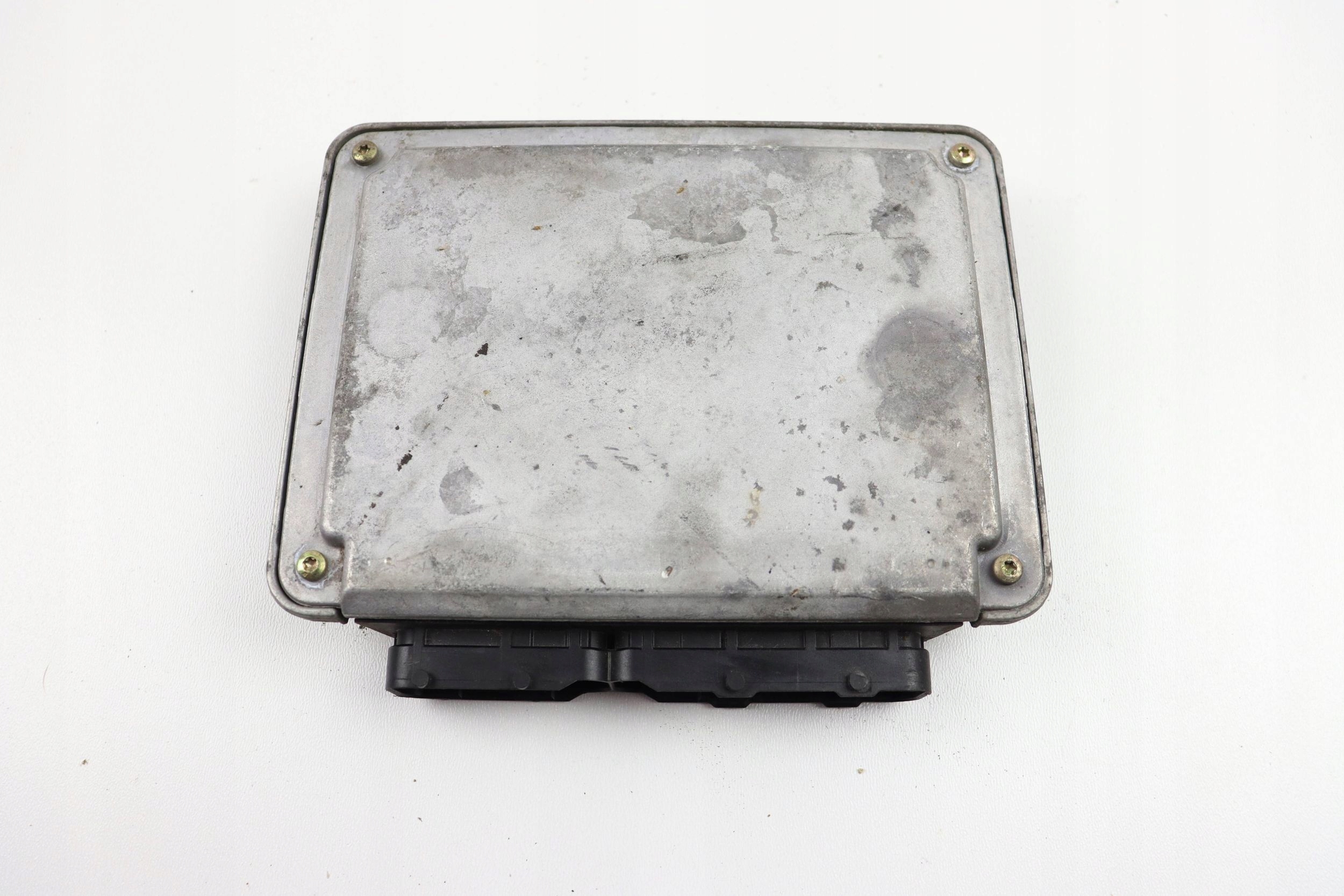 OPEL SINTRA computer control unit of the engine 2.2 DIESEL 90569337 0281001637