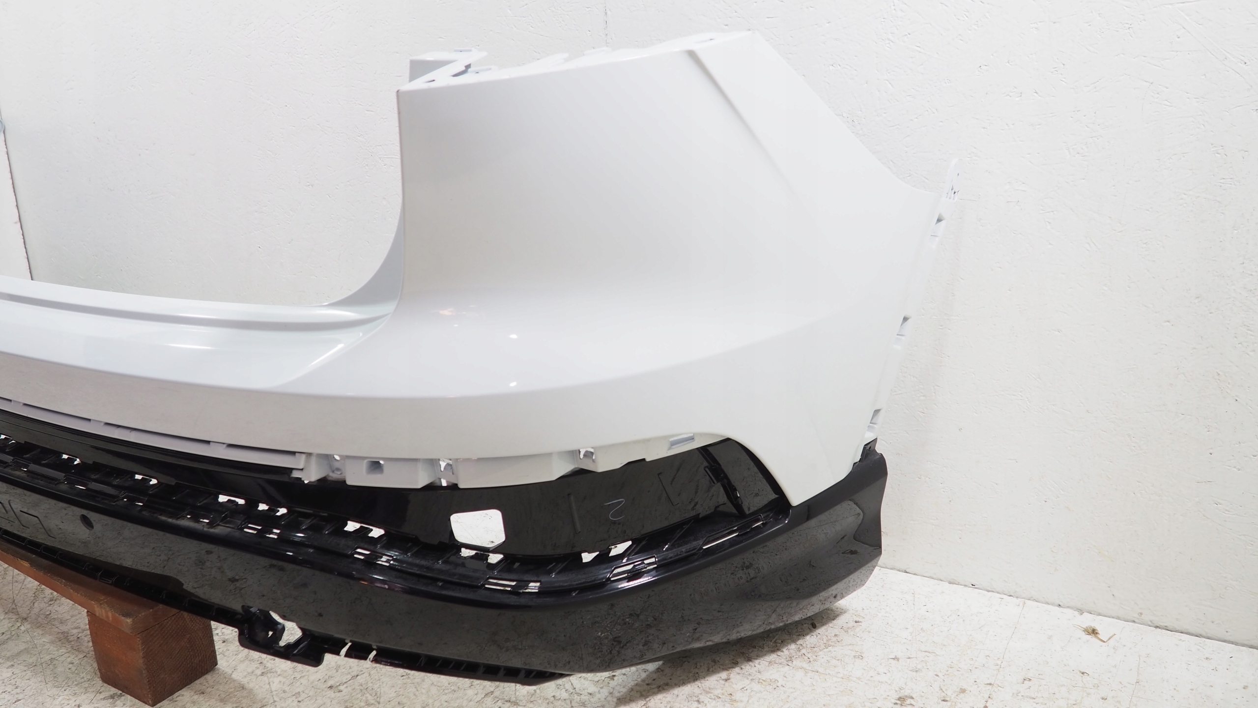 Audi Q4 E Tron bumper rear part rear 89E807511