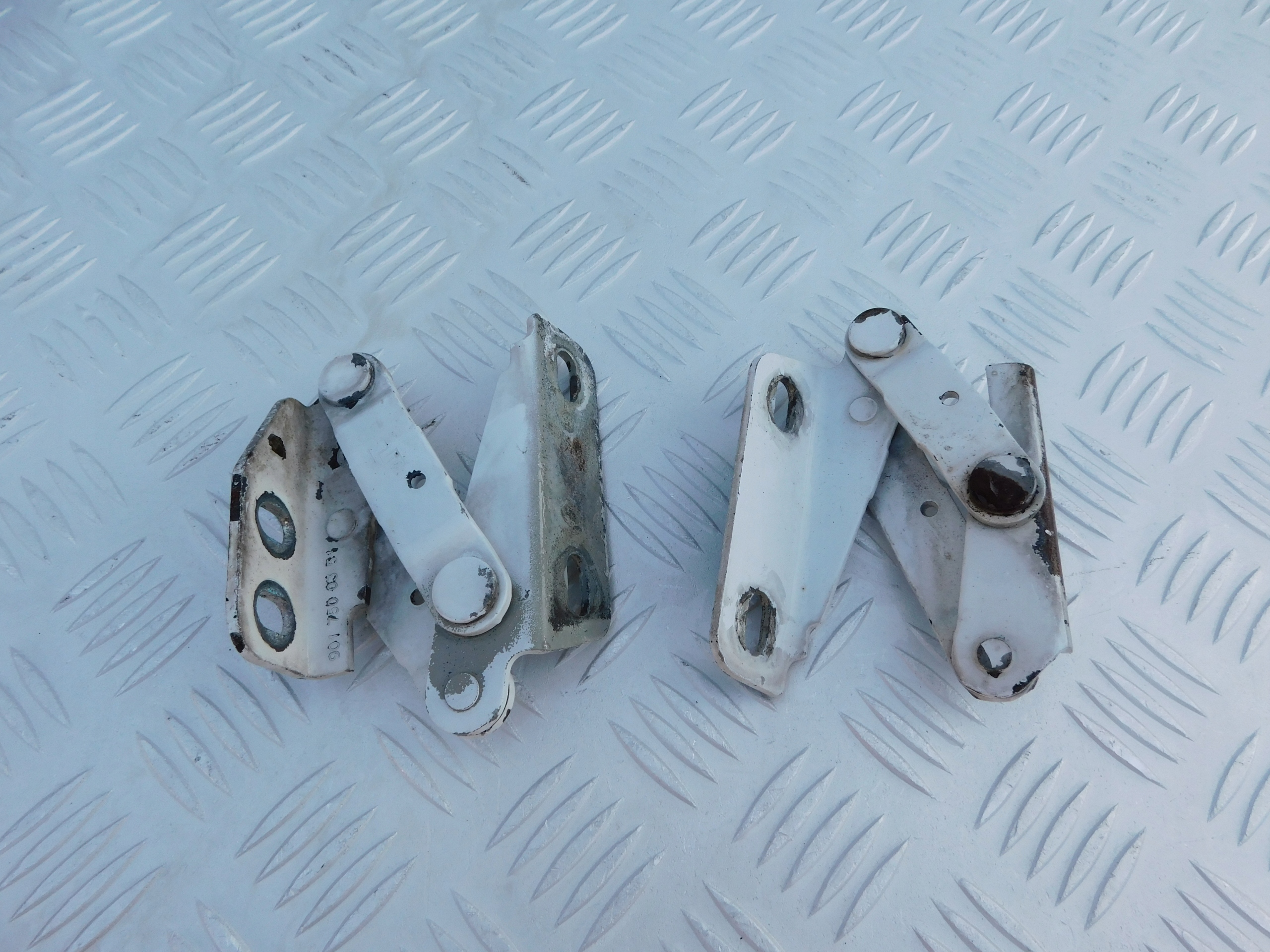 Mercedes Sprinter hinge - bonnet hinges 95-06r KOMPLET 2 szt