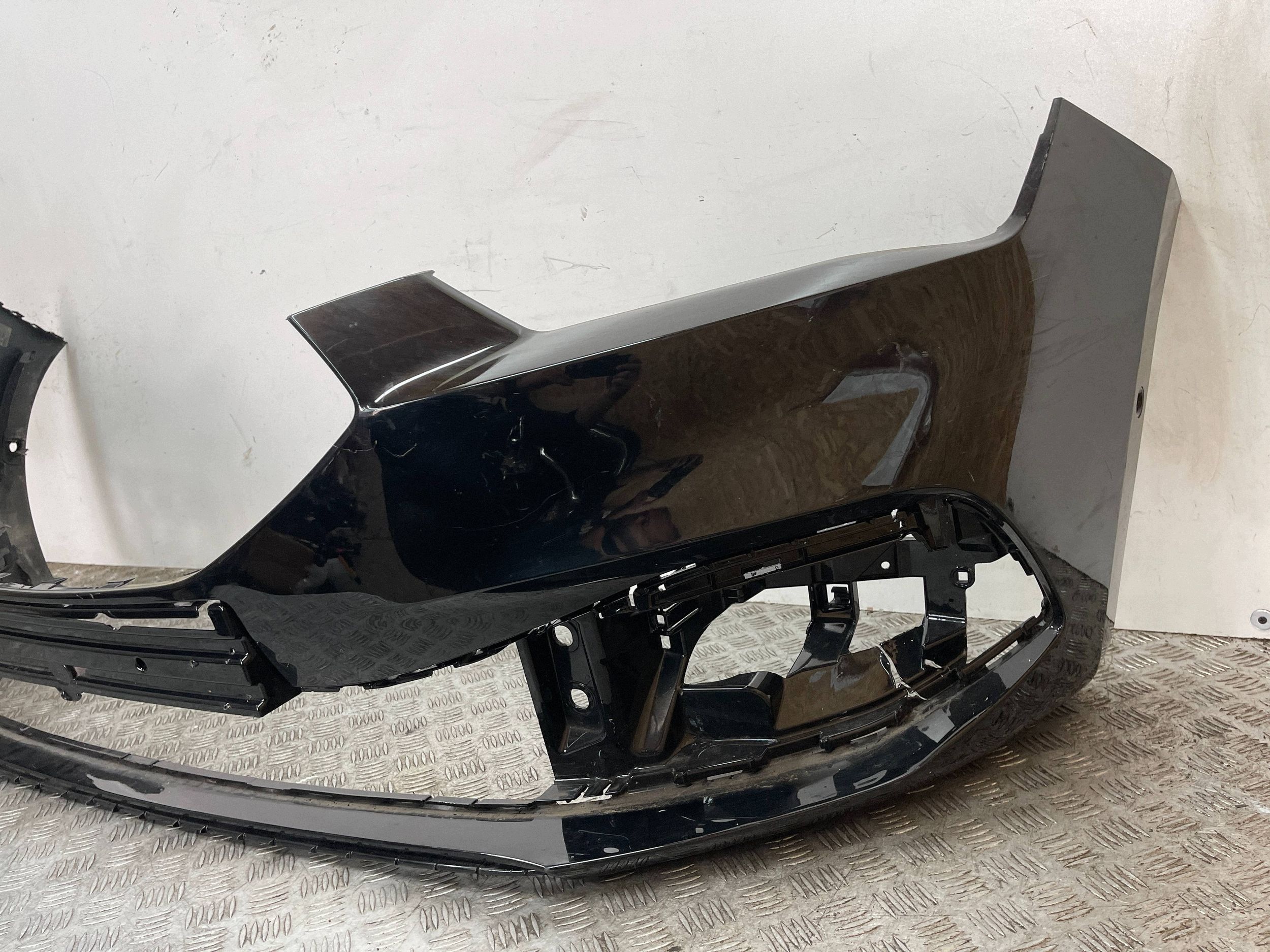 front bumper front SEAT LEON IV 4 20- PDC 5FA807221