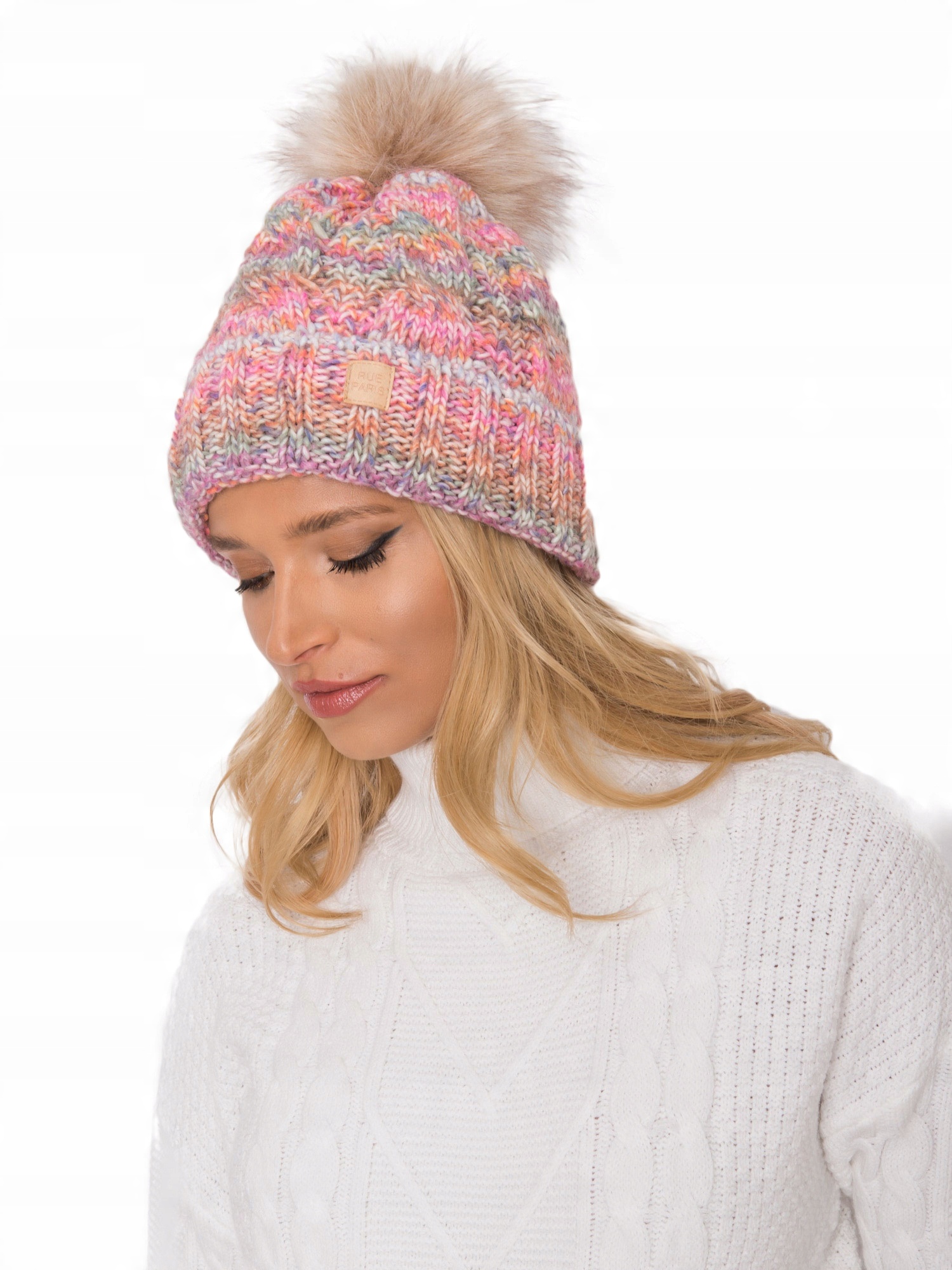 

Czapka Zimowa Z Pomponem damska beanie