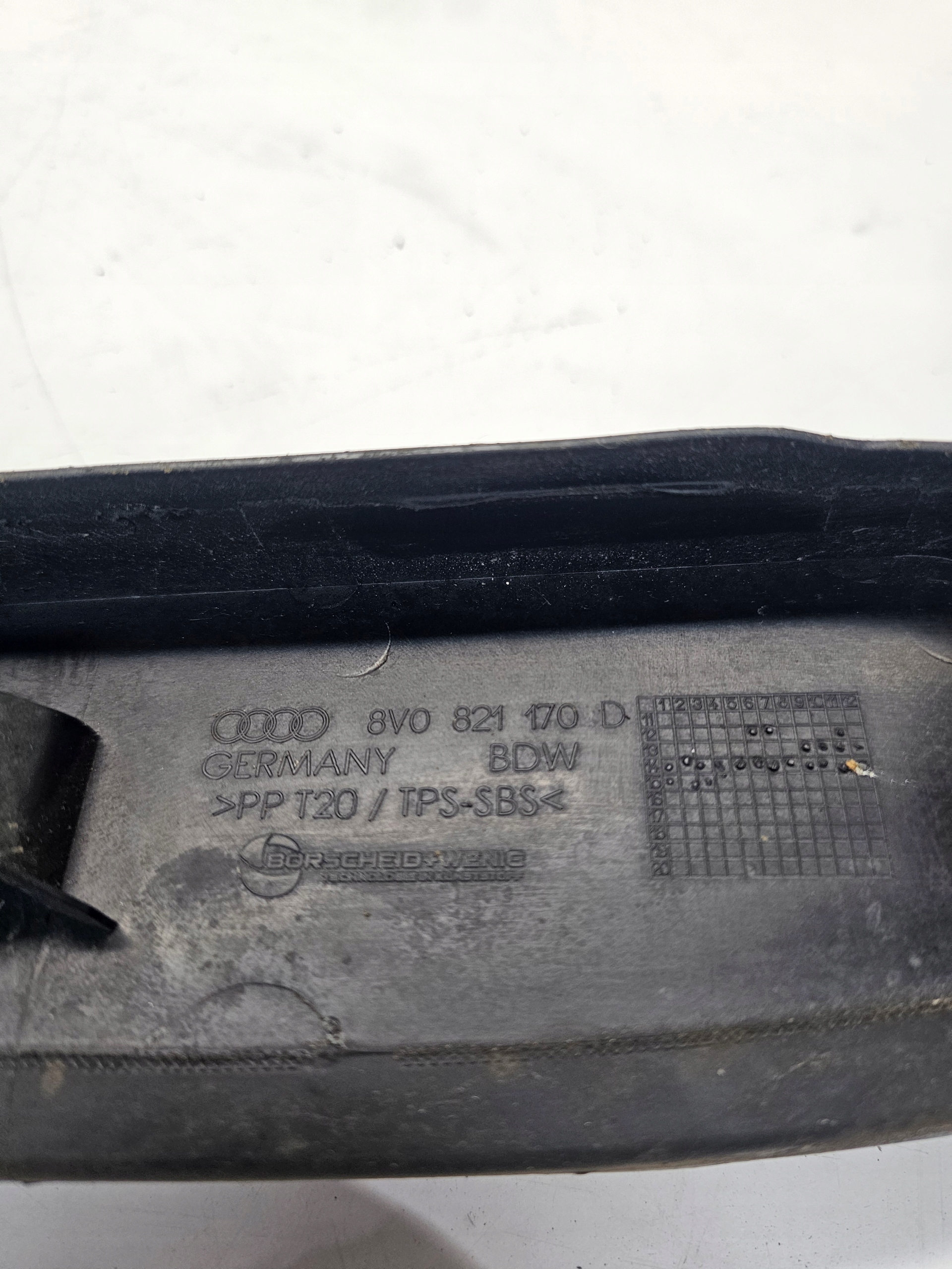 Insonorisation Aile Droit AUDI A3 8V Berline 8V0821170D