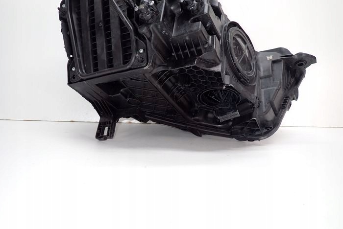 AUDI Q3 II FULL LED 18- reflektor left light left